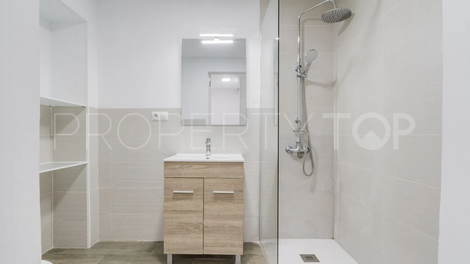 2 bedrooms town house for sale in Coin Centro