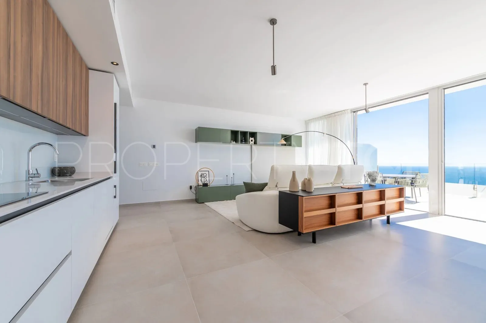 Benalmadena, apartamento en venta con 2 dormitorios