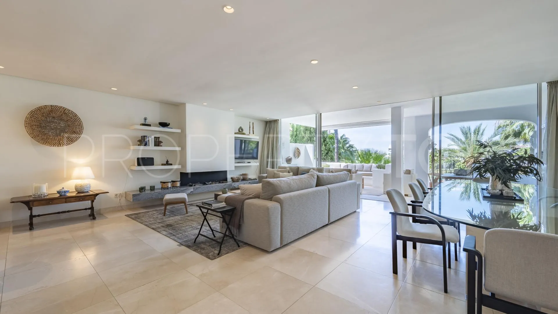 Duplex penthouse for sale in Marina Puente Romano