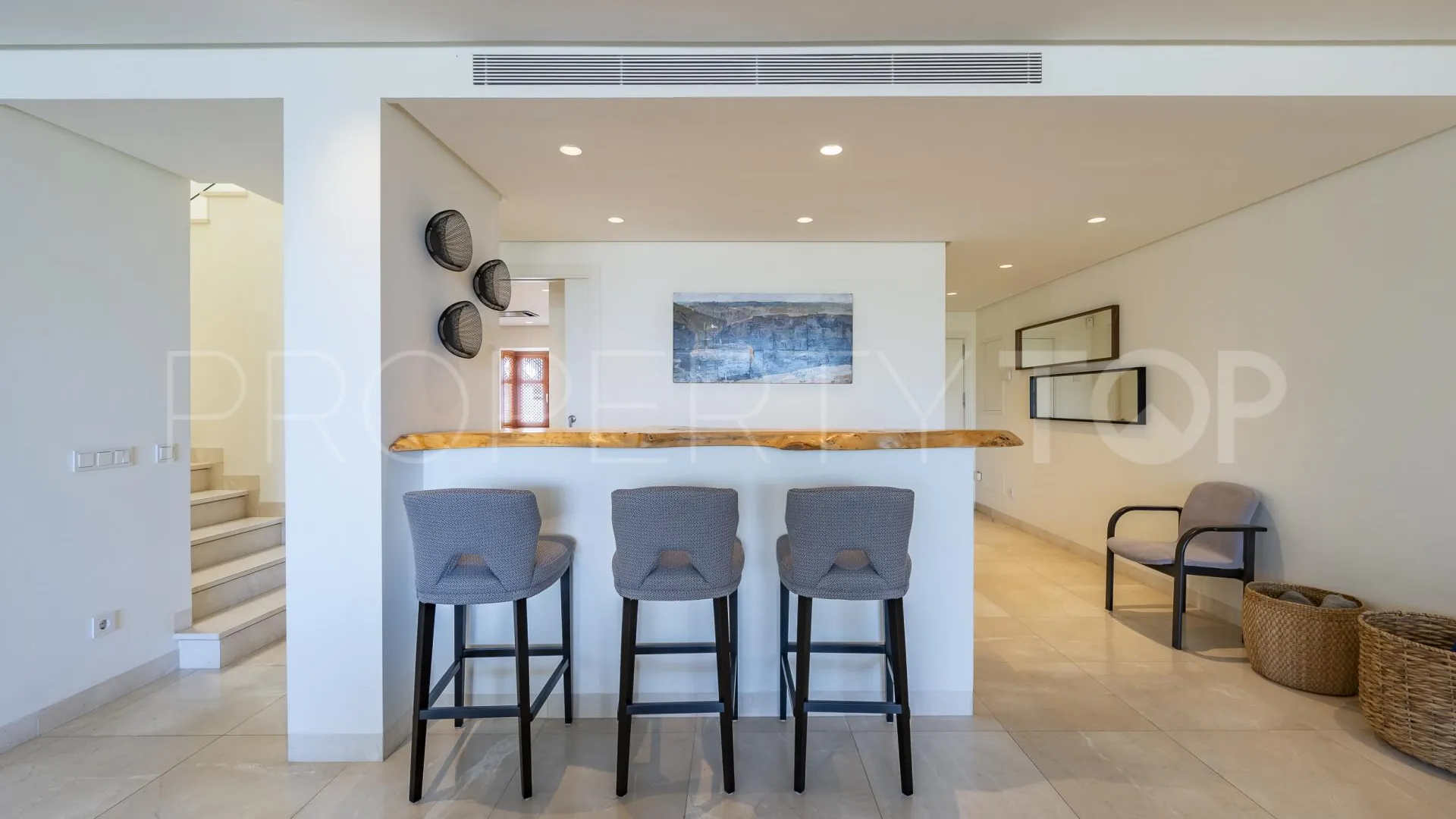 Duplex penthouse for sale in Marina Puente Romano