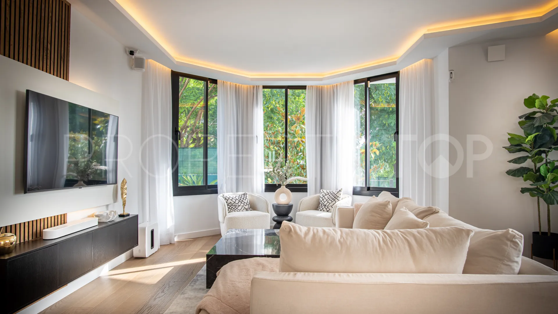 Comprar villa en La Quinta