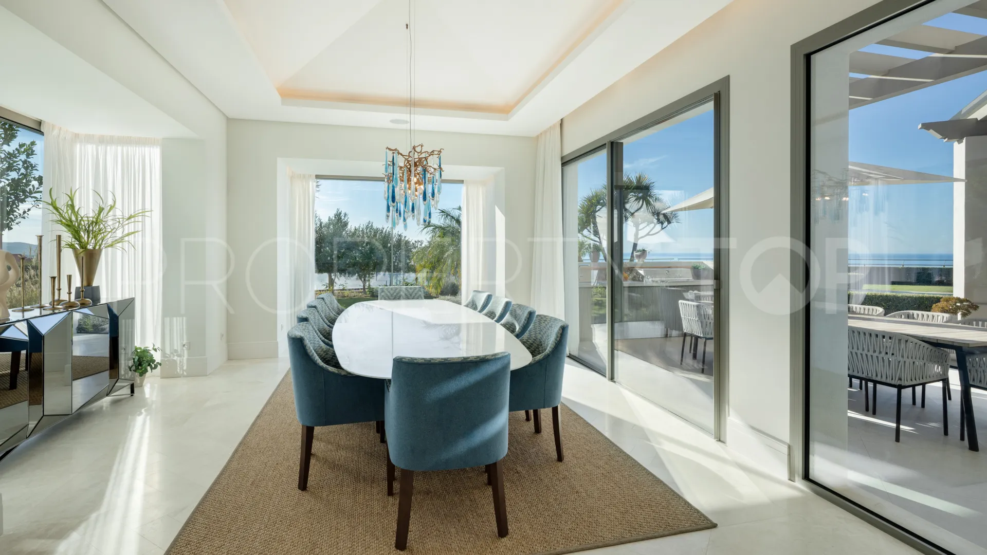 Villa with 7 bedrooms for sale in Monte Halcones