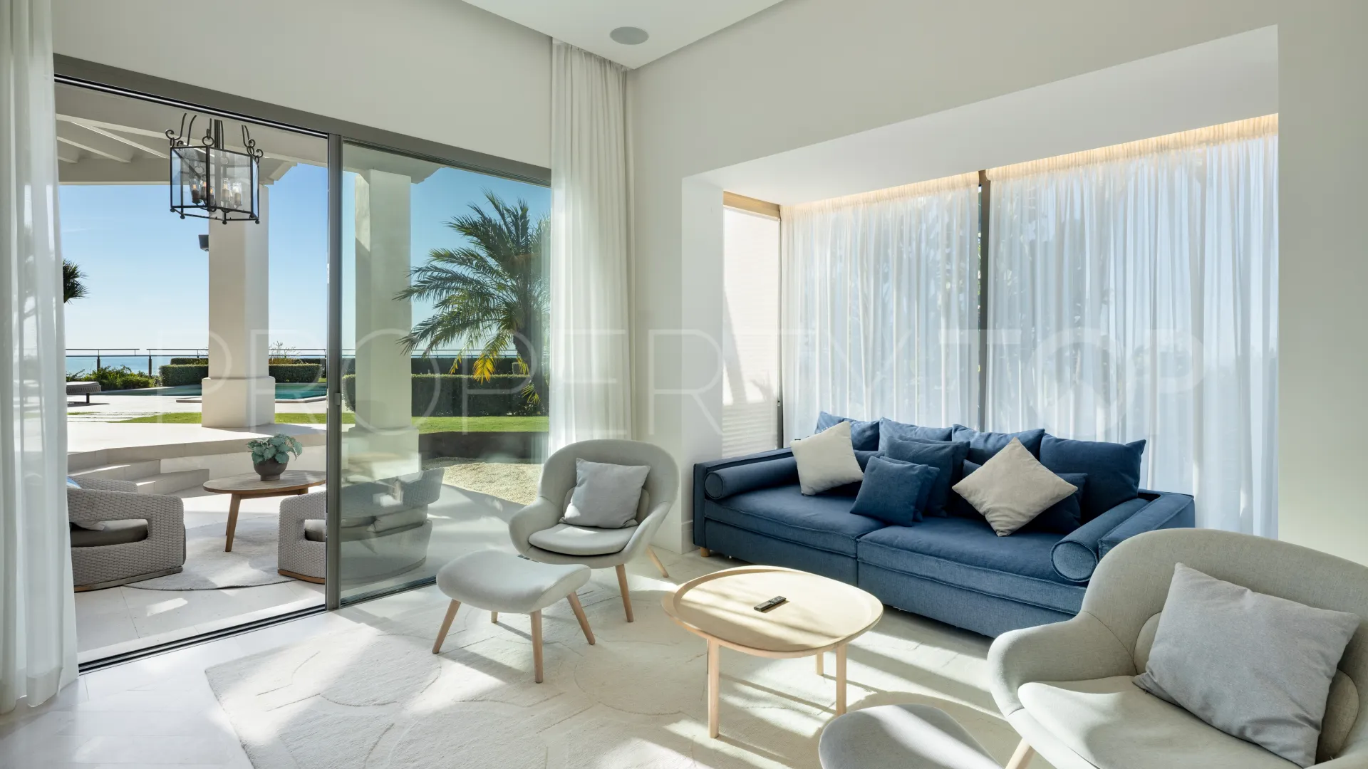 Villa with 7 bedrooms for sale in Monte Halcones