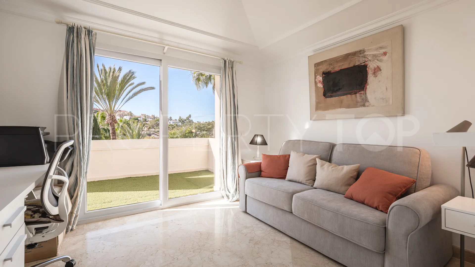 3 bedrooms duplex penthouse in Las Alamandas for sale