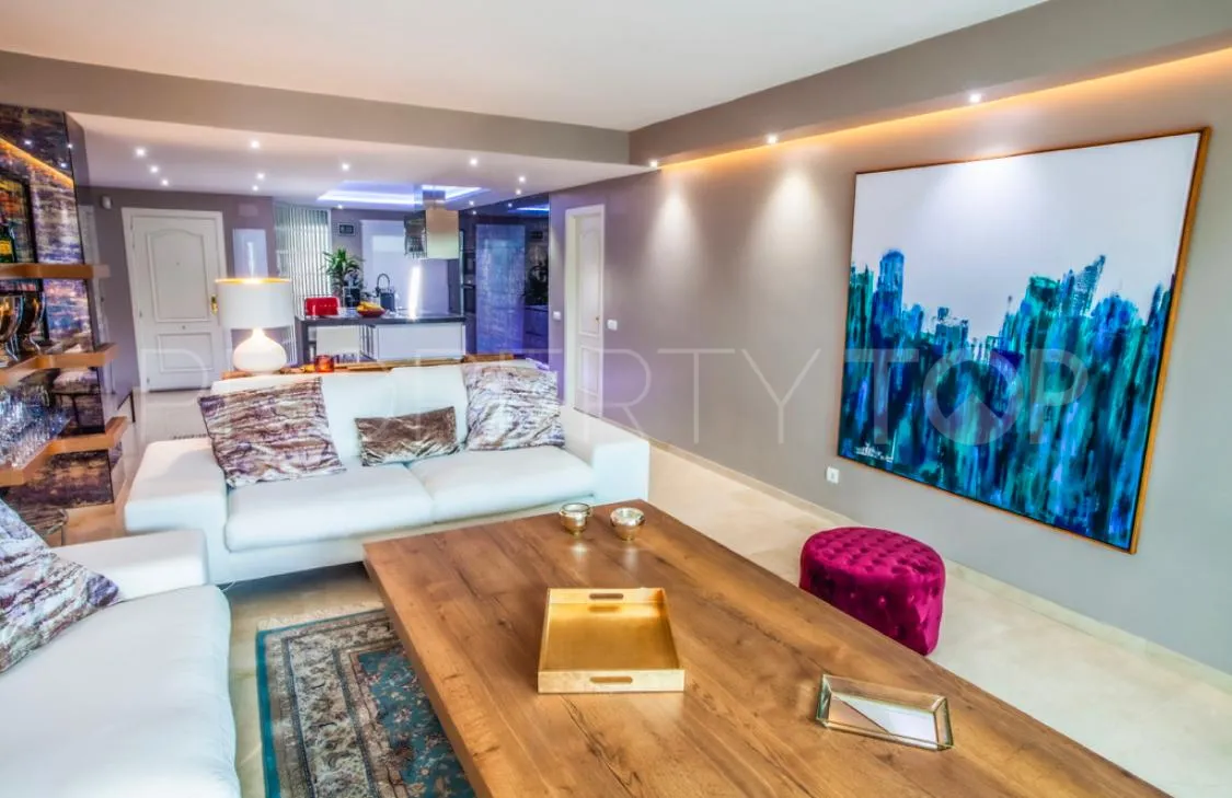 Buy apartment in Las Lomas del Marbella Club