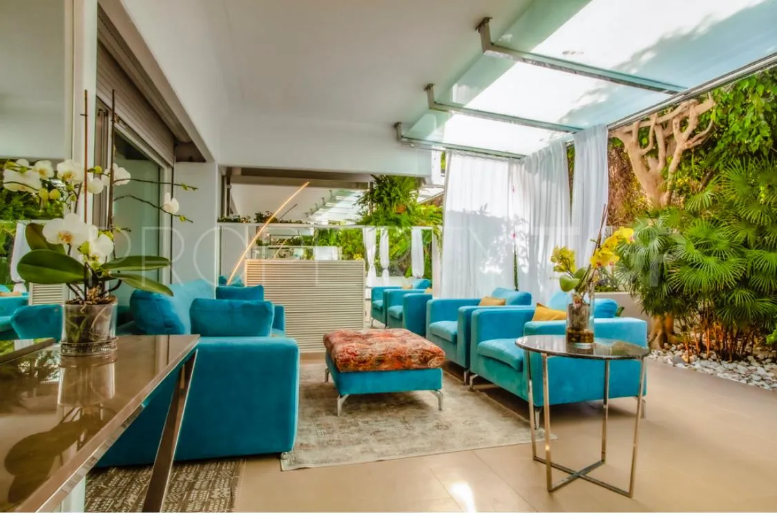 Buy apartment in Las Lomas del Marbella Club