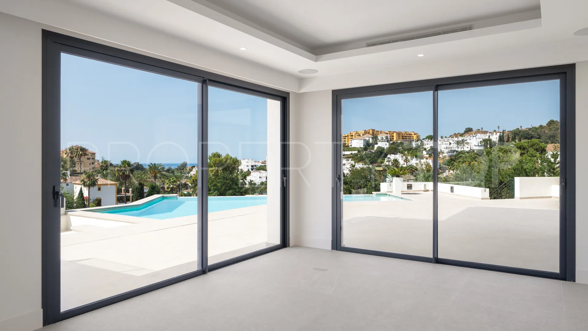 Villa for sale in La Resina Golf