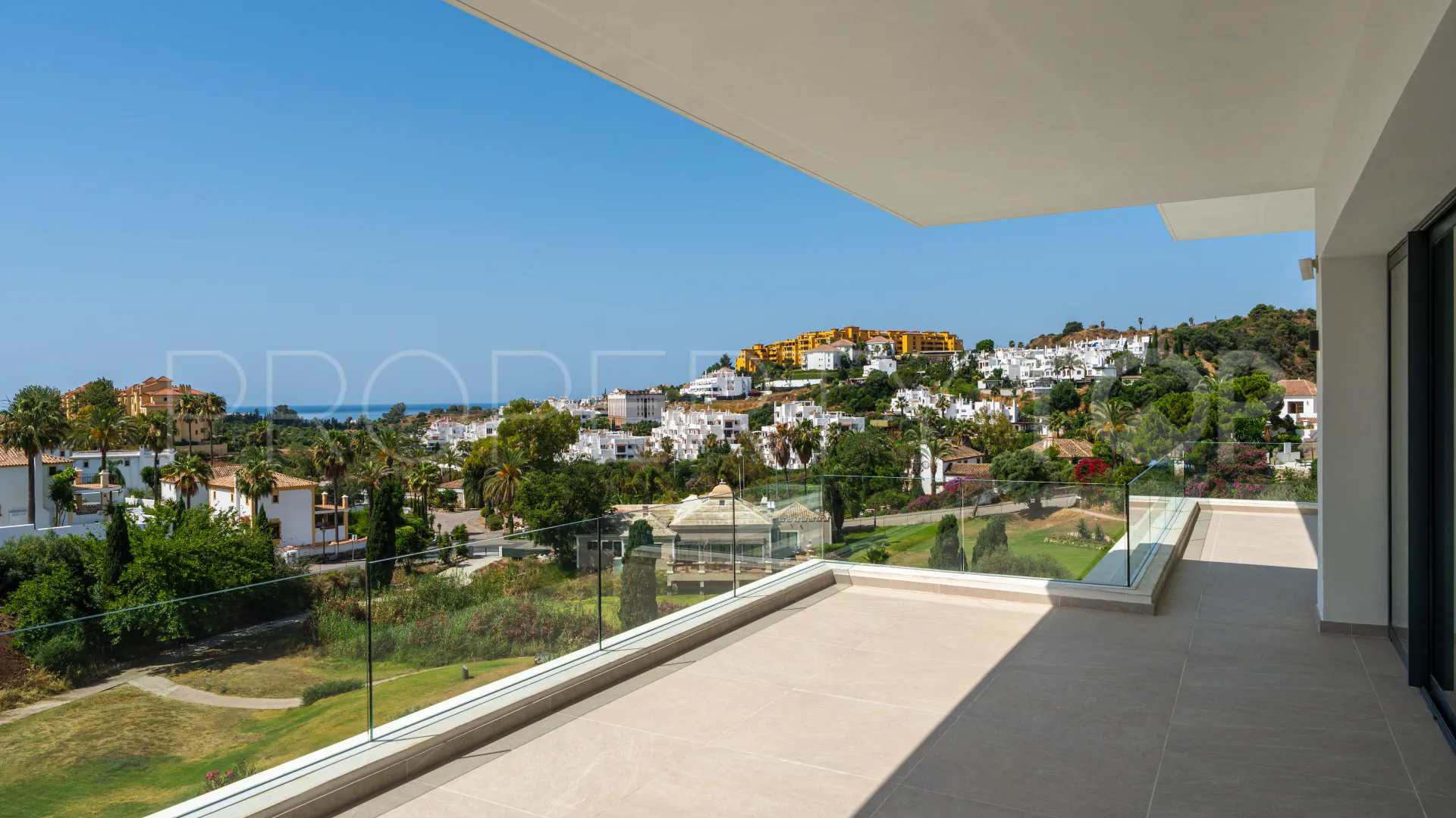 Villa for sale in La Resina Golf