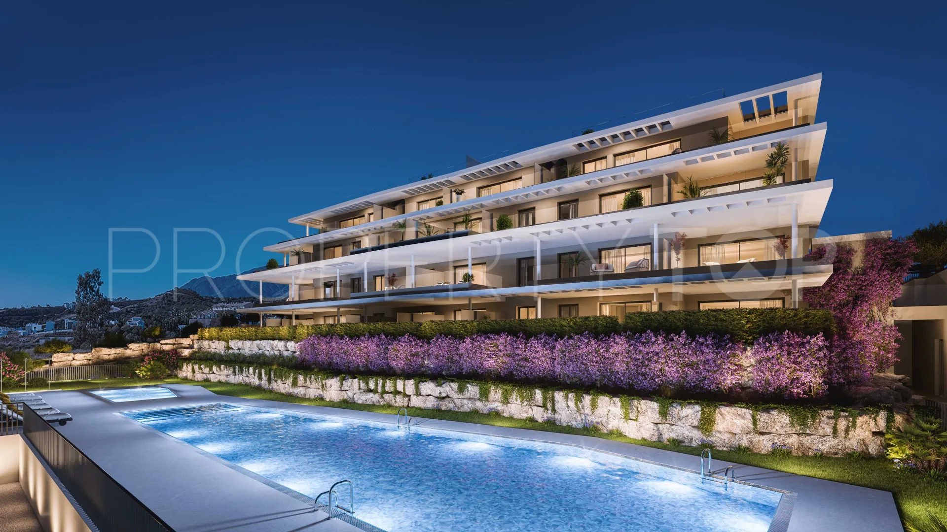 Apartment with 2 bedrooms for sale in Estepona East