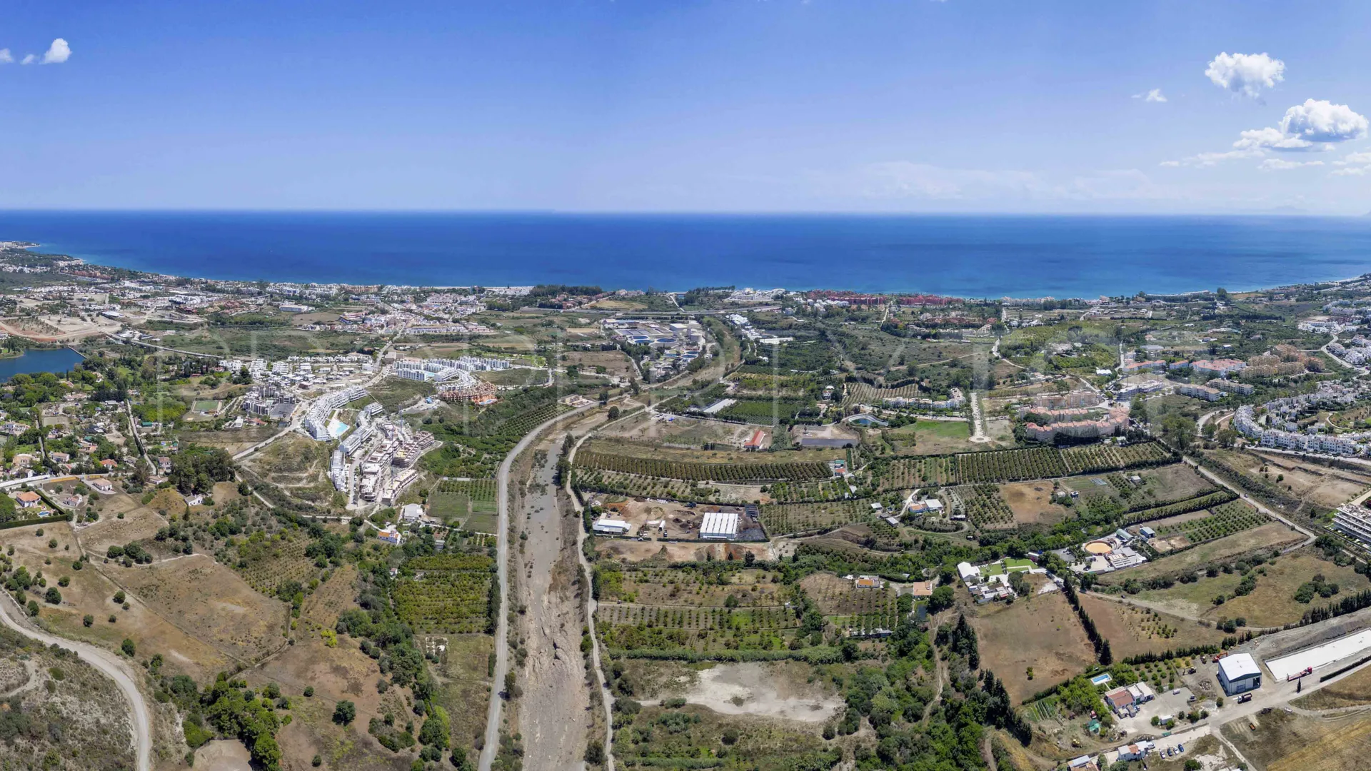 Apartment with 2 bedrooms for sale in Estepona East