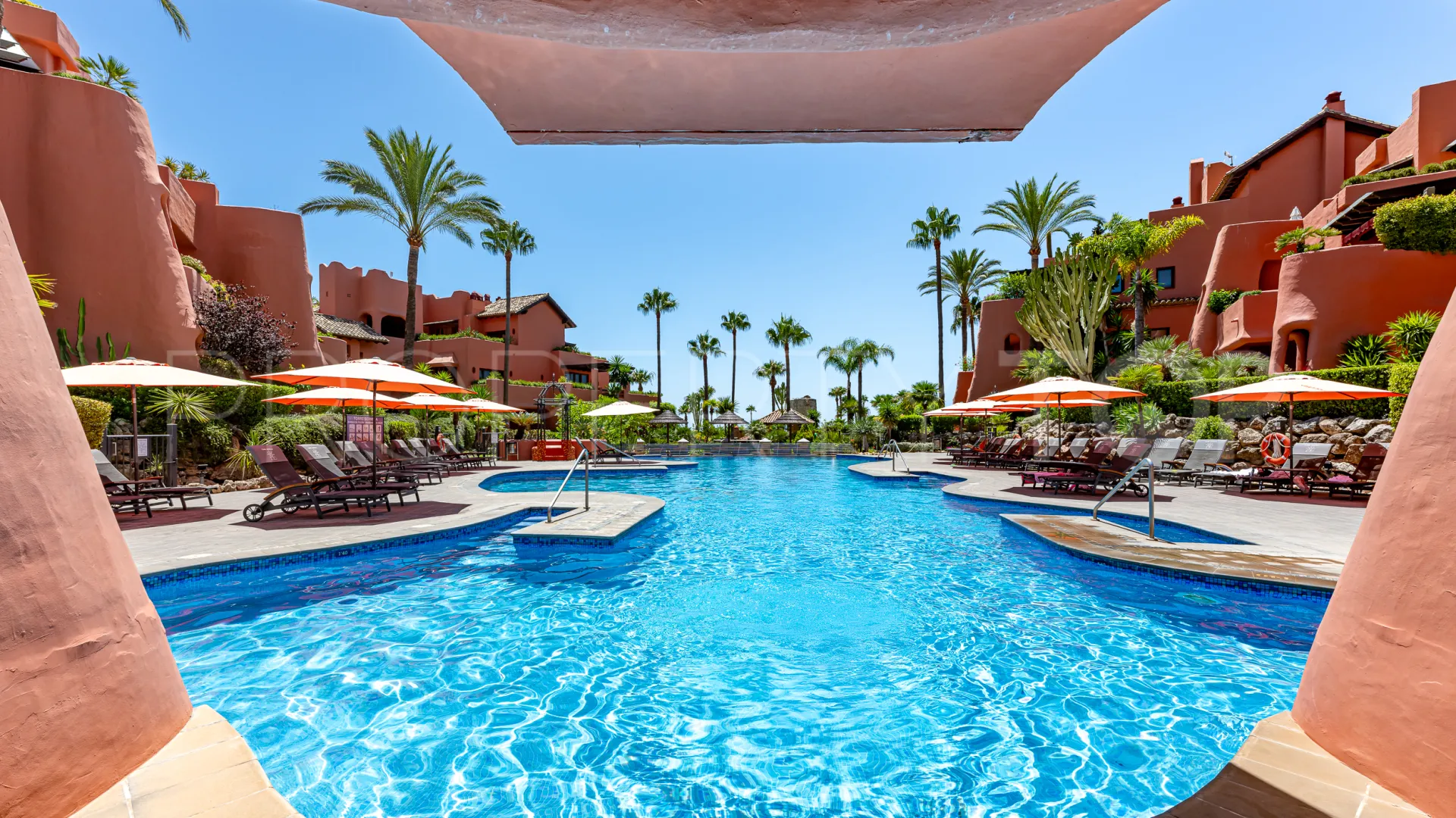 For sale duplex penthouse with 3 bedrooms in Torre Bermeja
