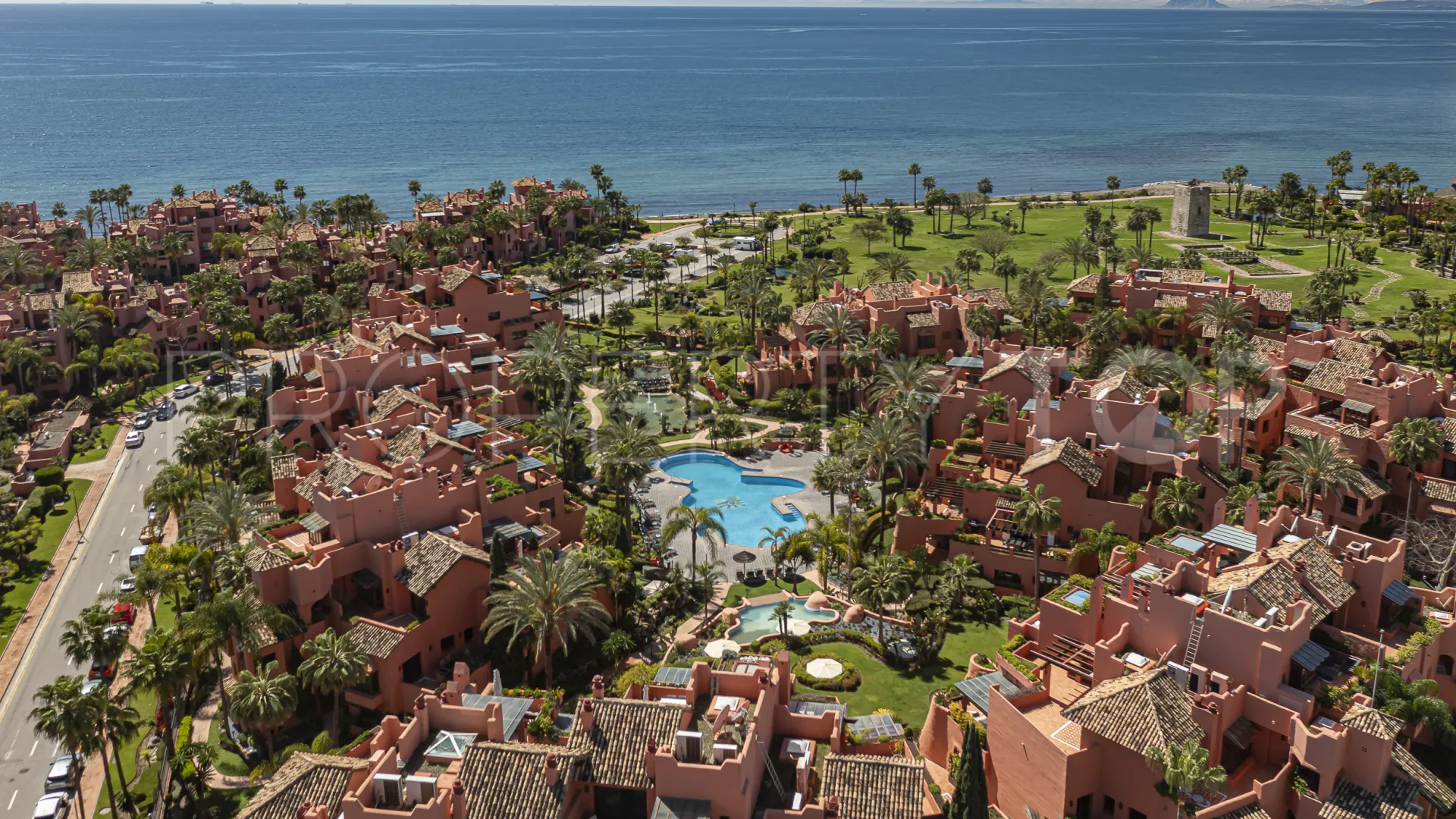 For sale duplex penthouse with 3 bedrooms in Torre Bermeja