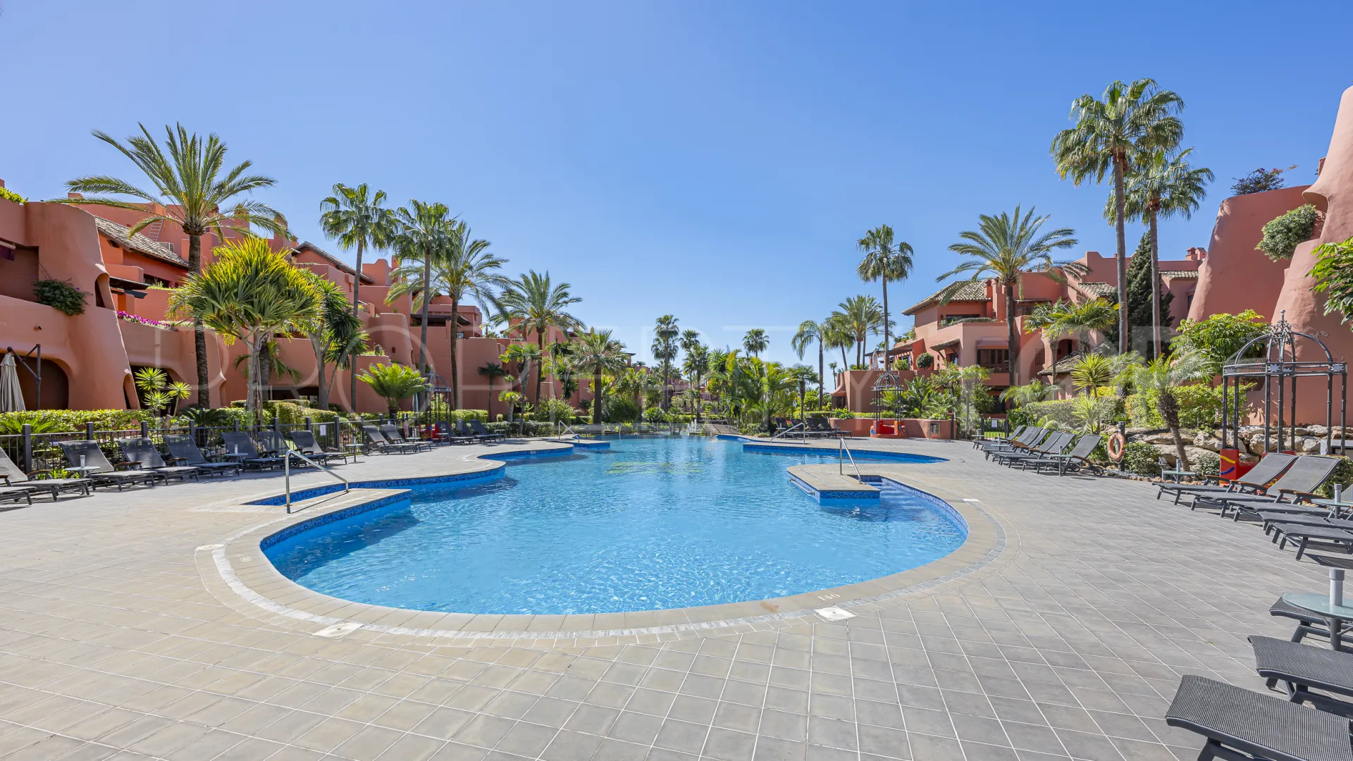 For sale duplex penthouse with 3 bedrooms in Torre Bermeja
