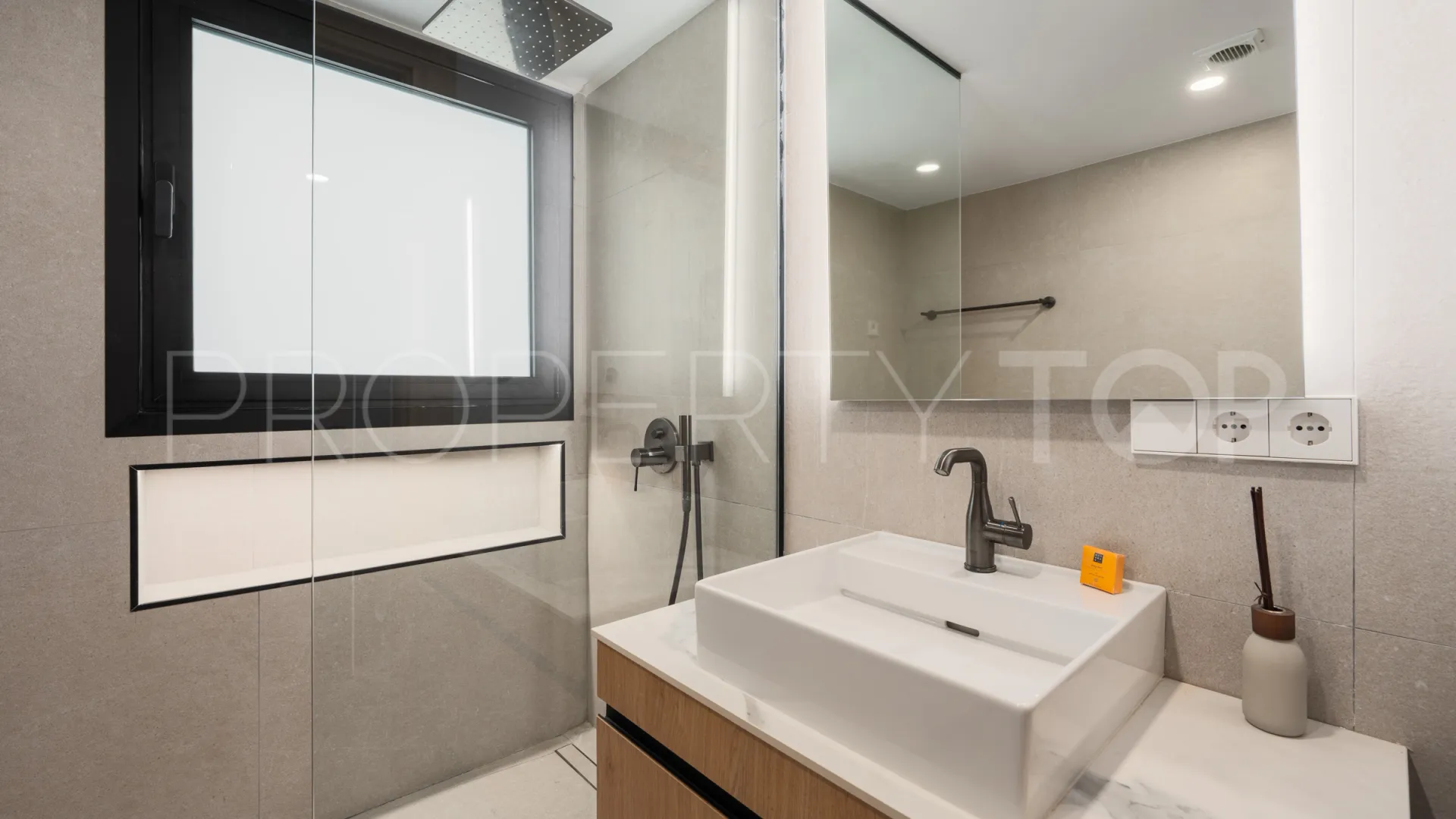 3 bedrooms Palacetes Los Belvederes apartment for sale