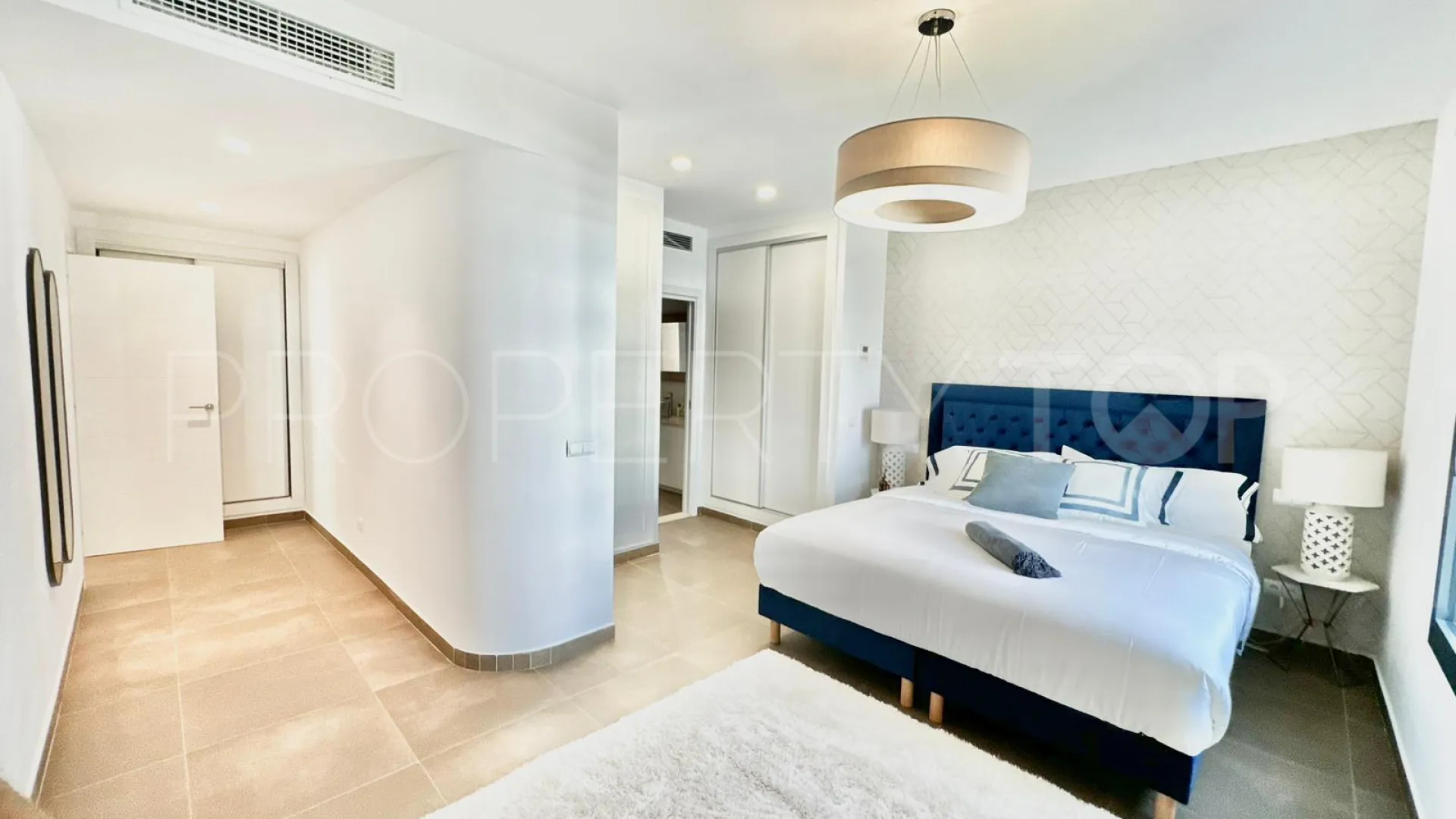 3 bedrooms apartment for sale in Marbella - Puerto Banus