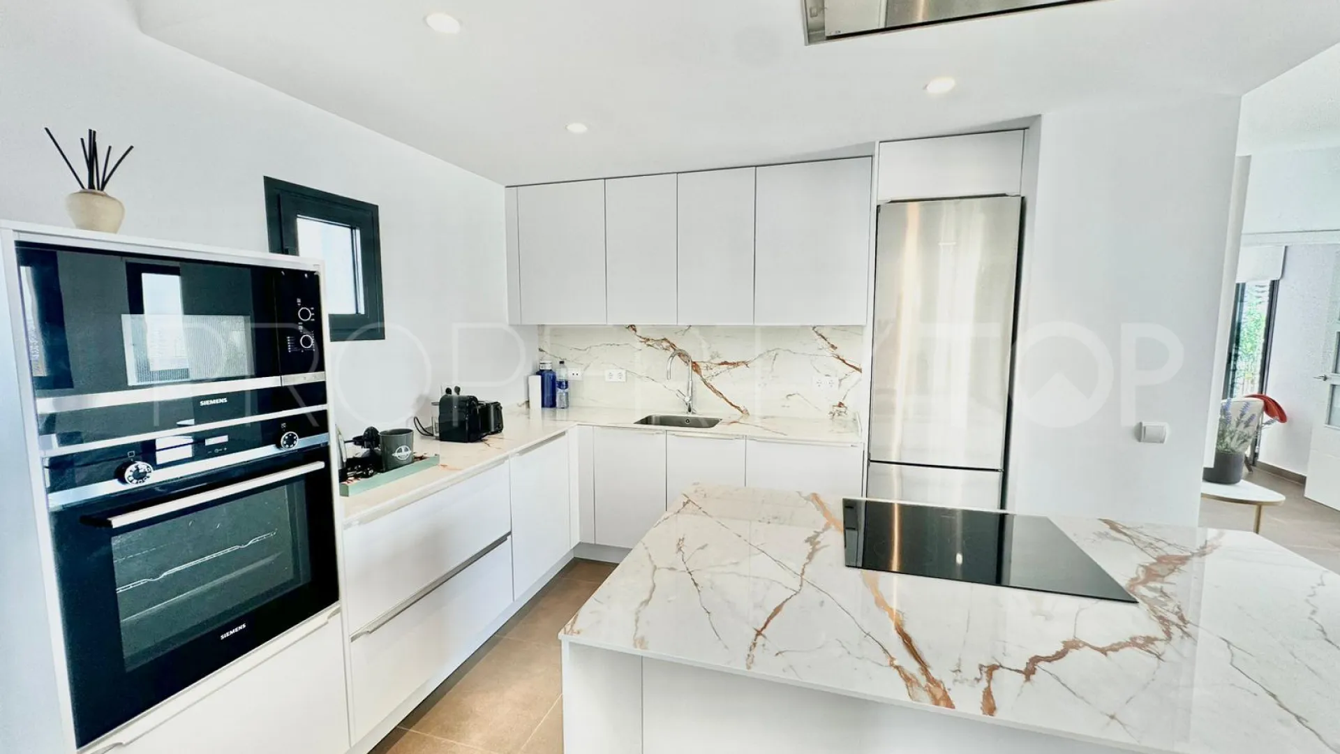 3 bedrooms apartment for sale in Marbella - Puerto Banus