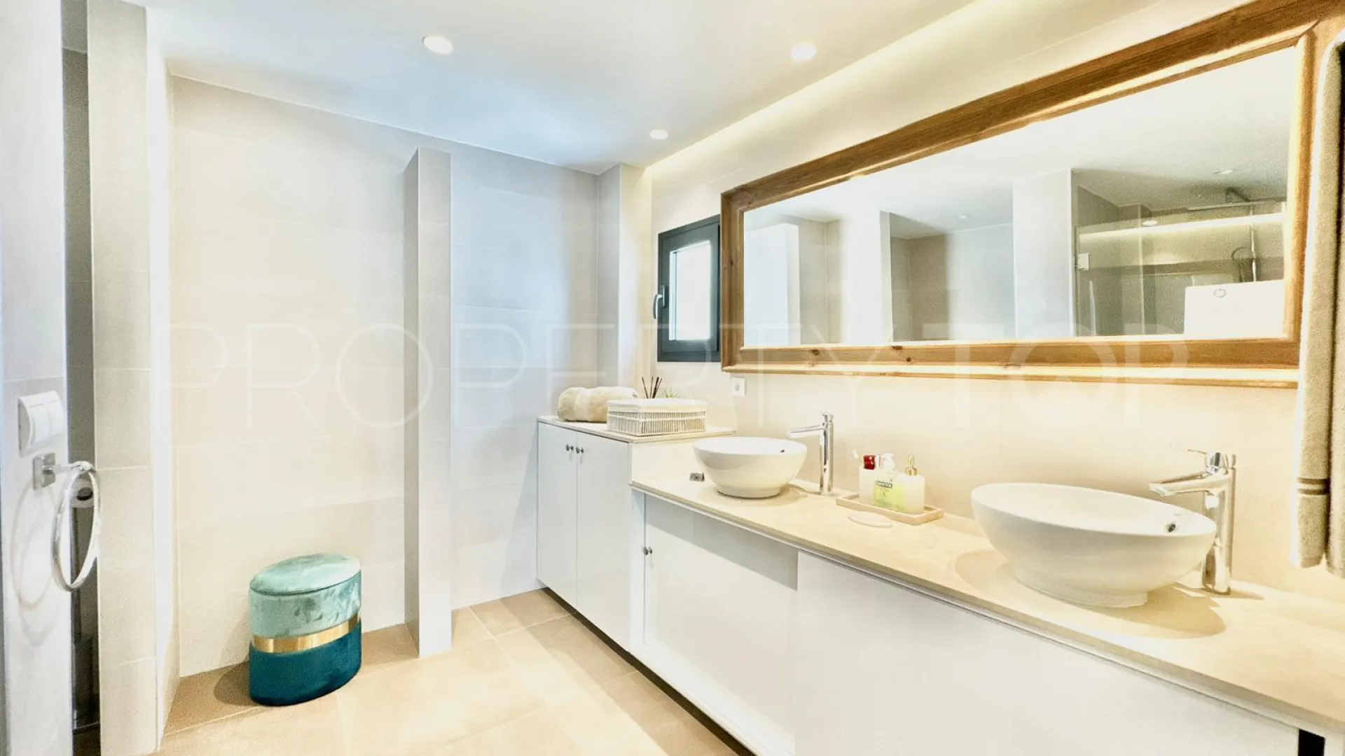 3 bedrooms apartment for sale in Marbella - Puerto Banus