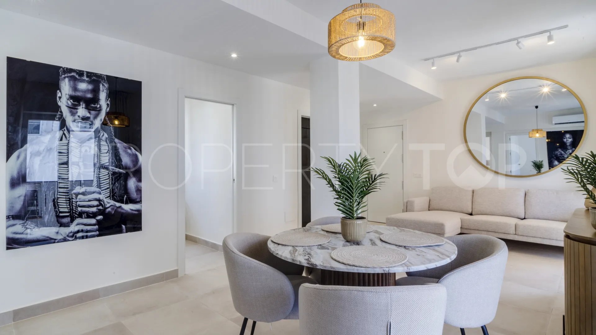 Apartment for sale in Estepona Puerto