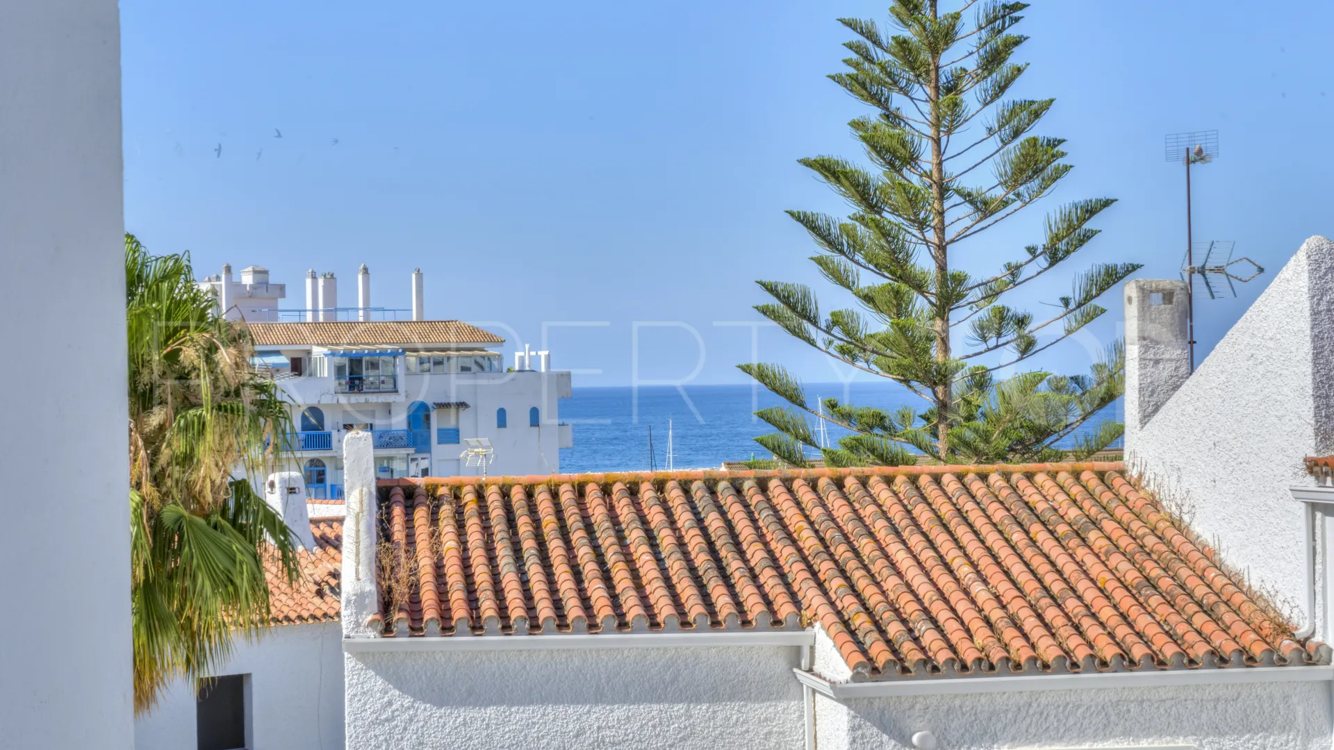 Apartment for sale in Estepona Puerto