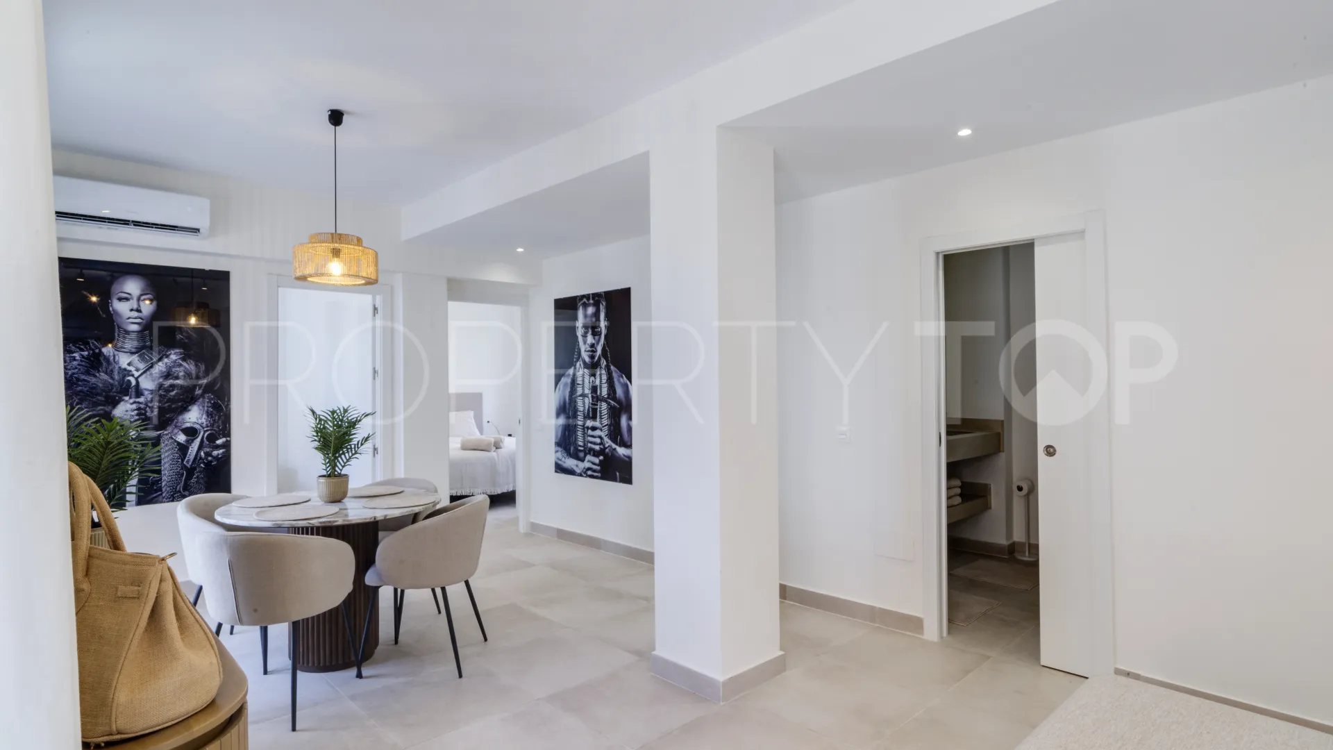 Apartment for sale in Estepona Puerto