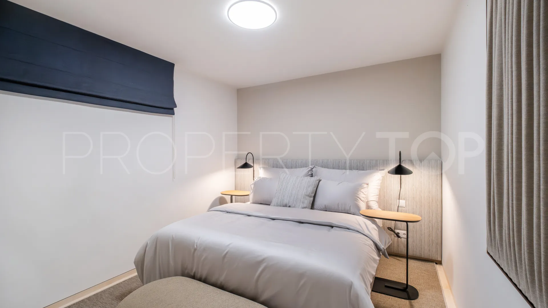 For sale El Paraiso villa with 6 bedrooms