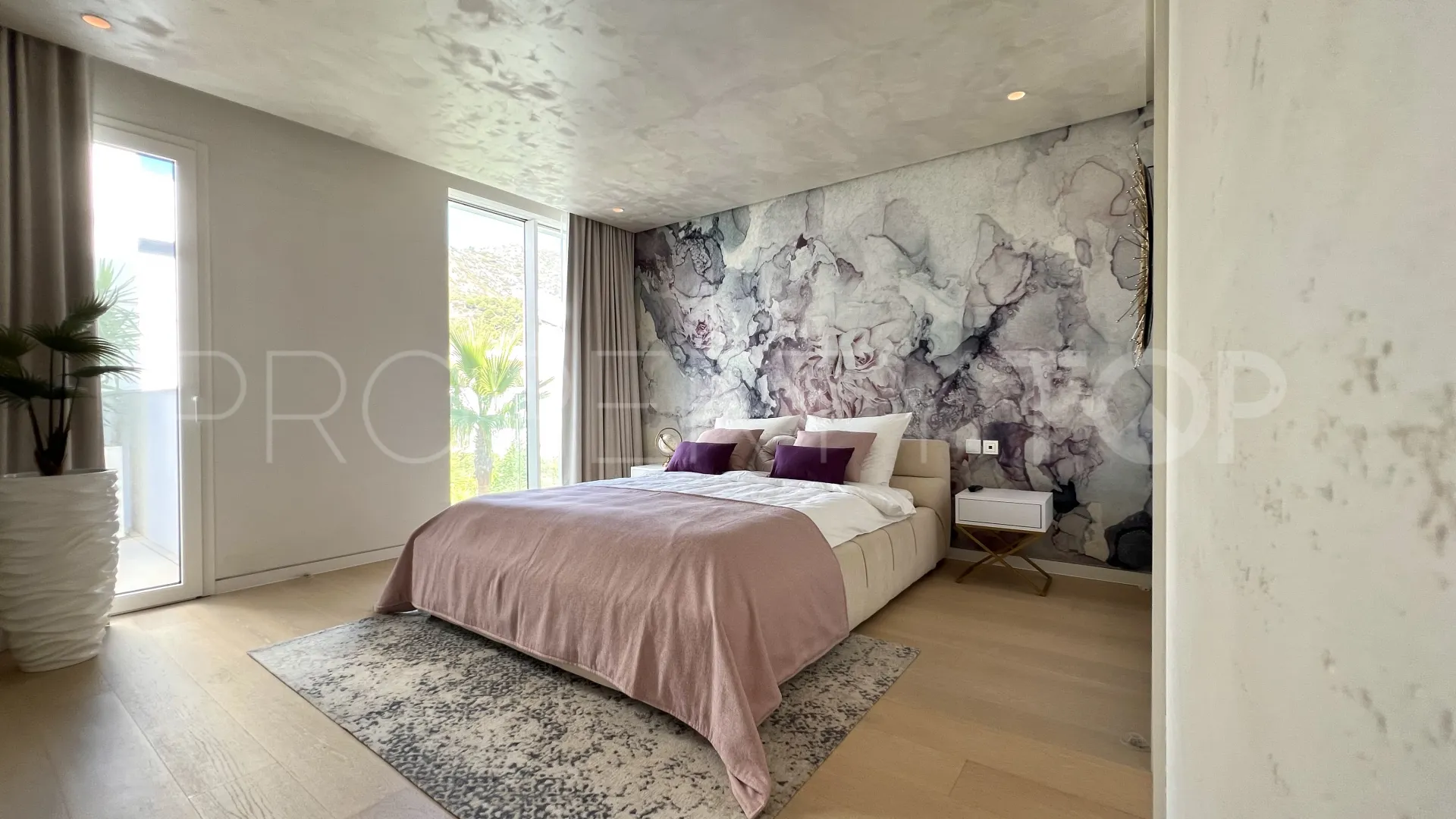 Palo Alto penthouse for sale