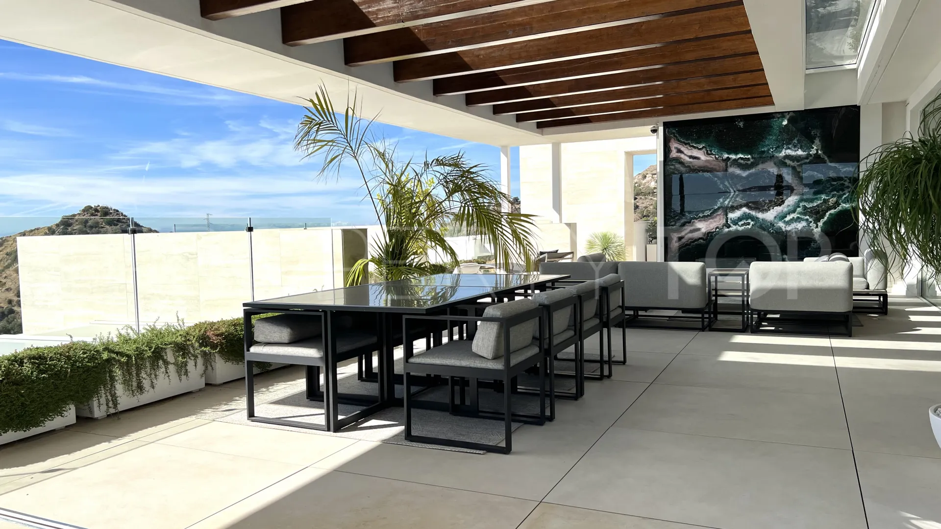Palo Alto penthouse for sale