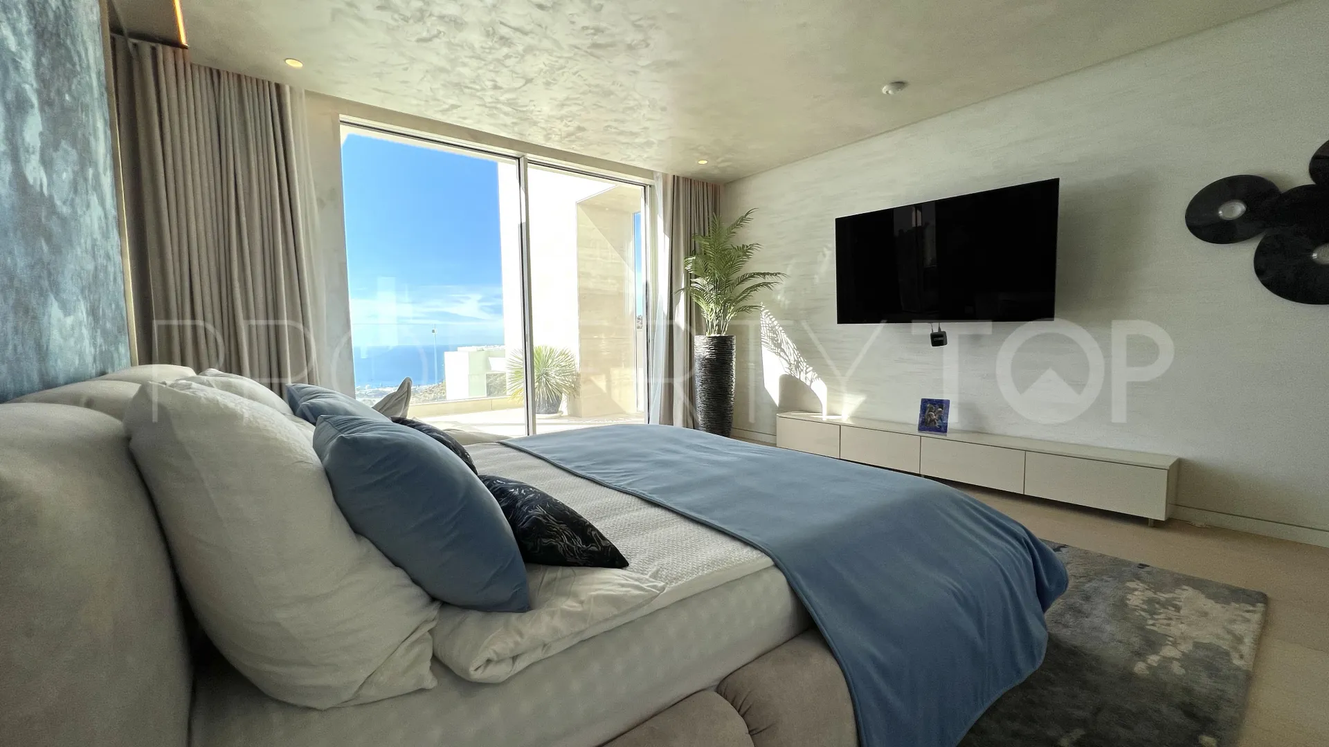 Palo Alto penthouse for sale