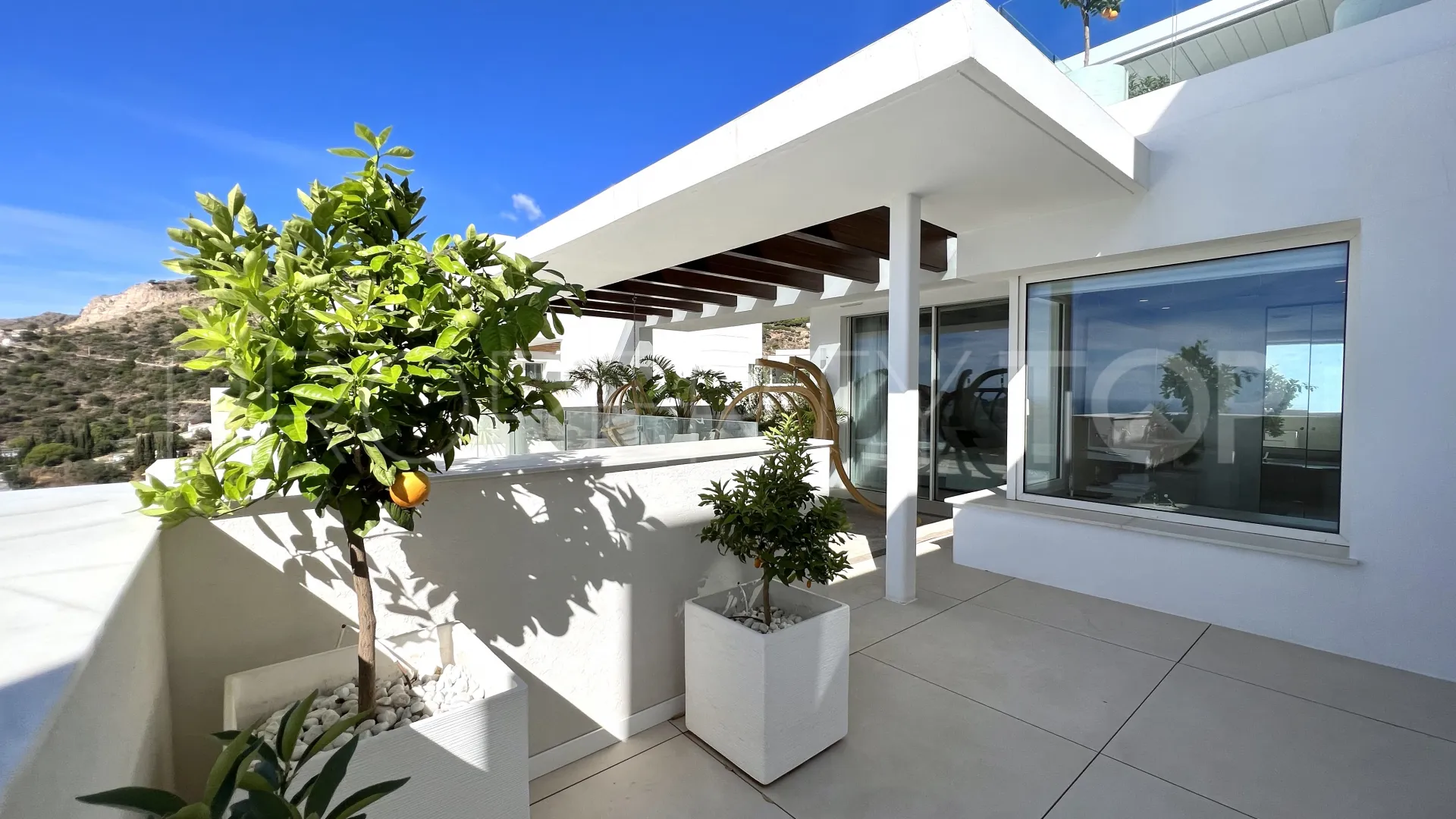 Palo Alto penthouse for sale