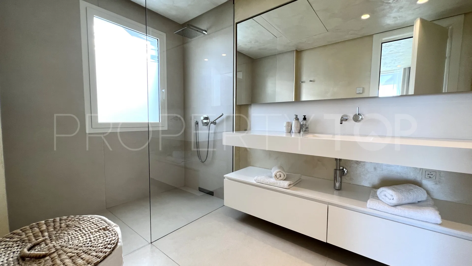 Palo Alto penthouse for sale