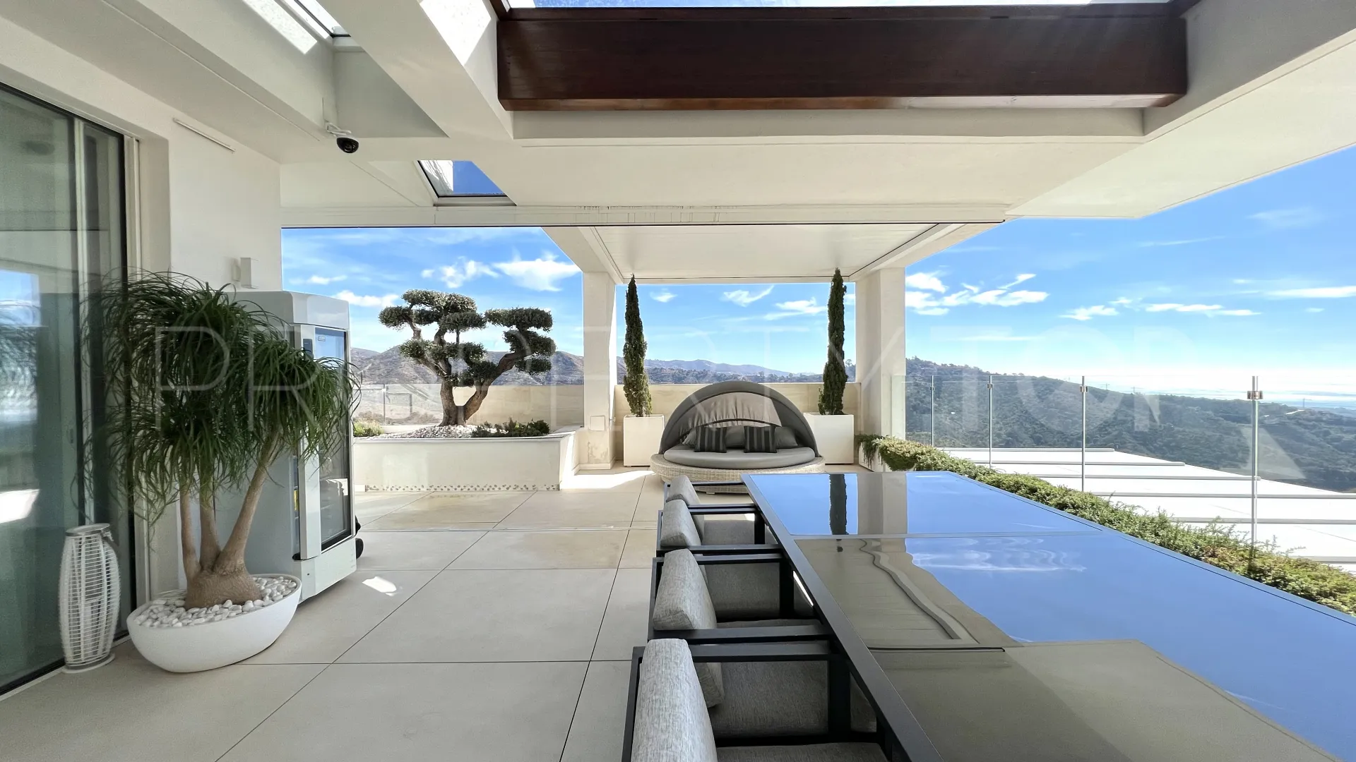 Palo Alto penthouse for sale