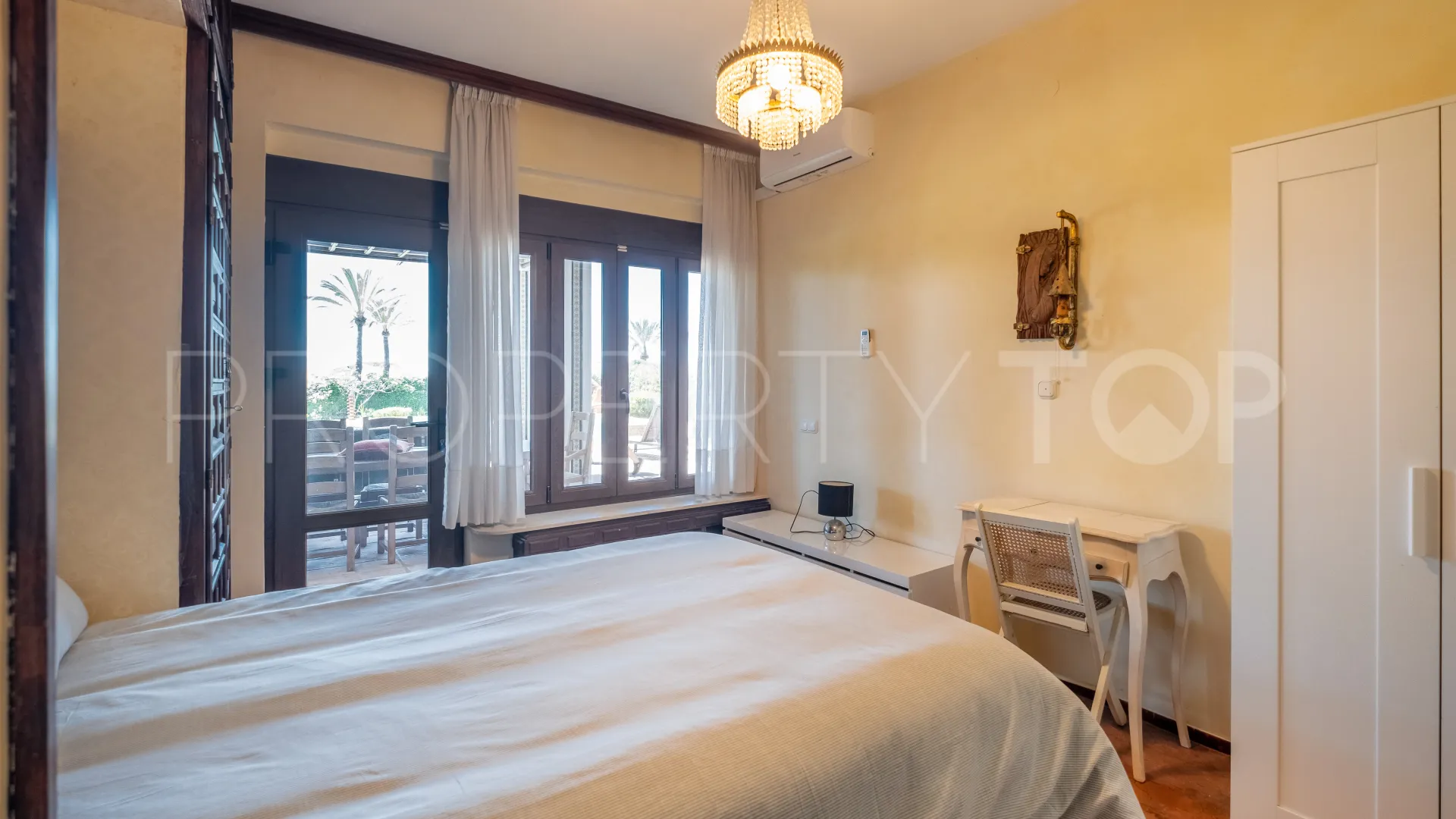 Bahia de Marbella, casa a la venta con 5 dormitorios