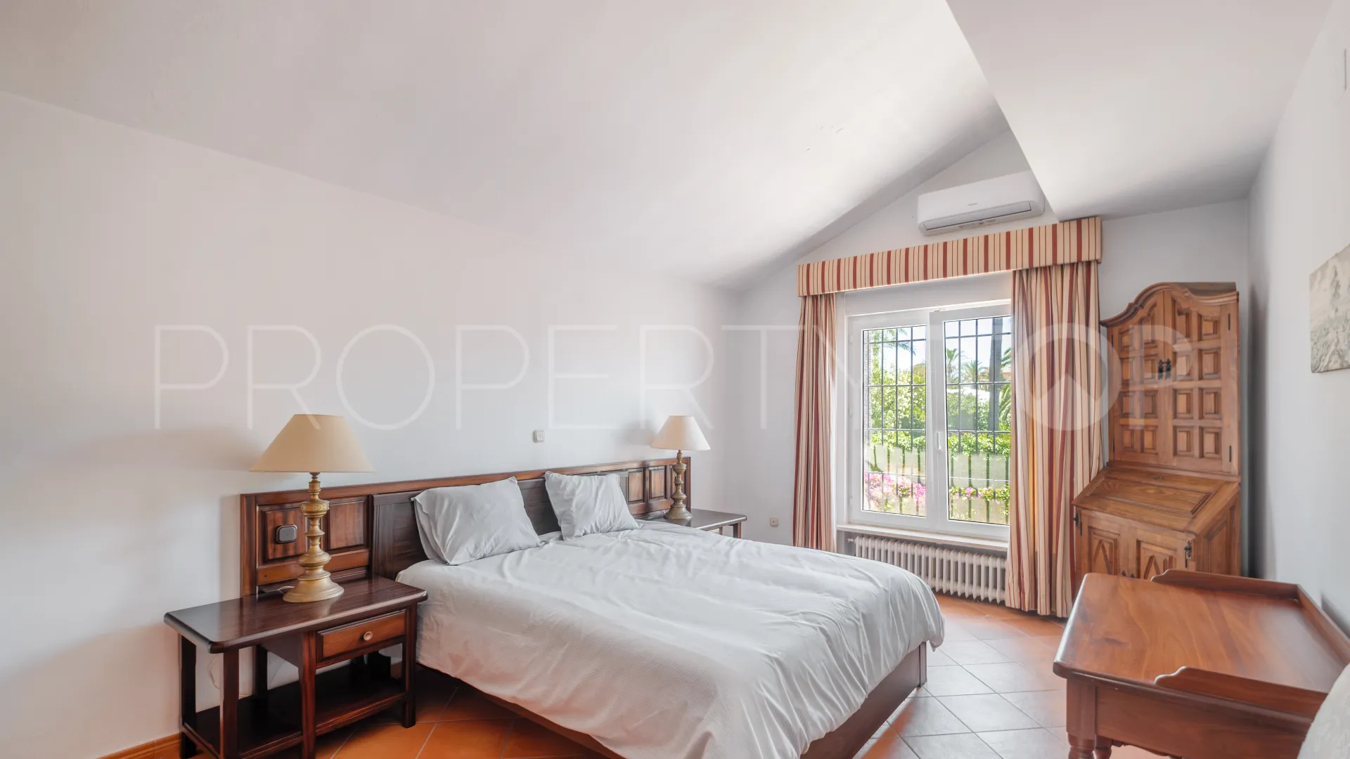 Bahia de Marbella, casa a la venta con 5 dormitorios