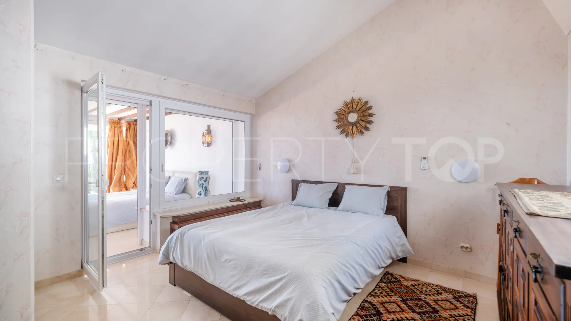 Bahia de Marbella, casa a la venta con 5 dormitorios
