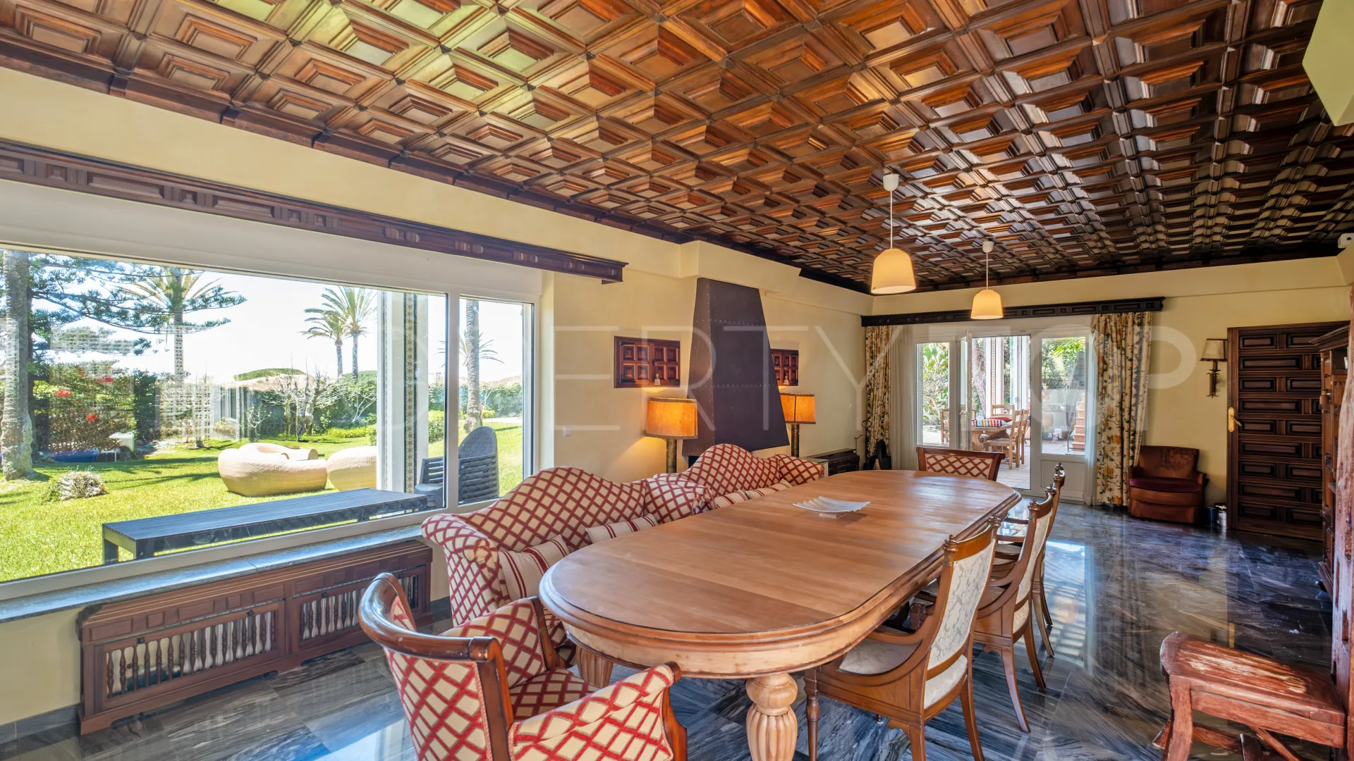 Bahia de Marbella, casa a la venta con 5 dormitorios