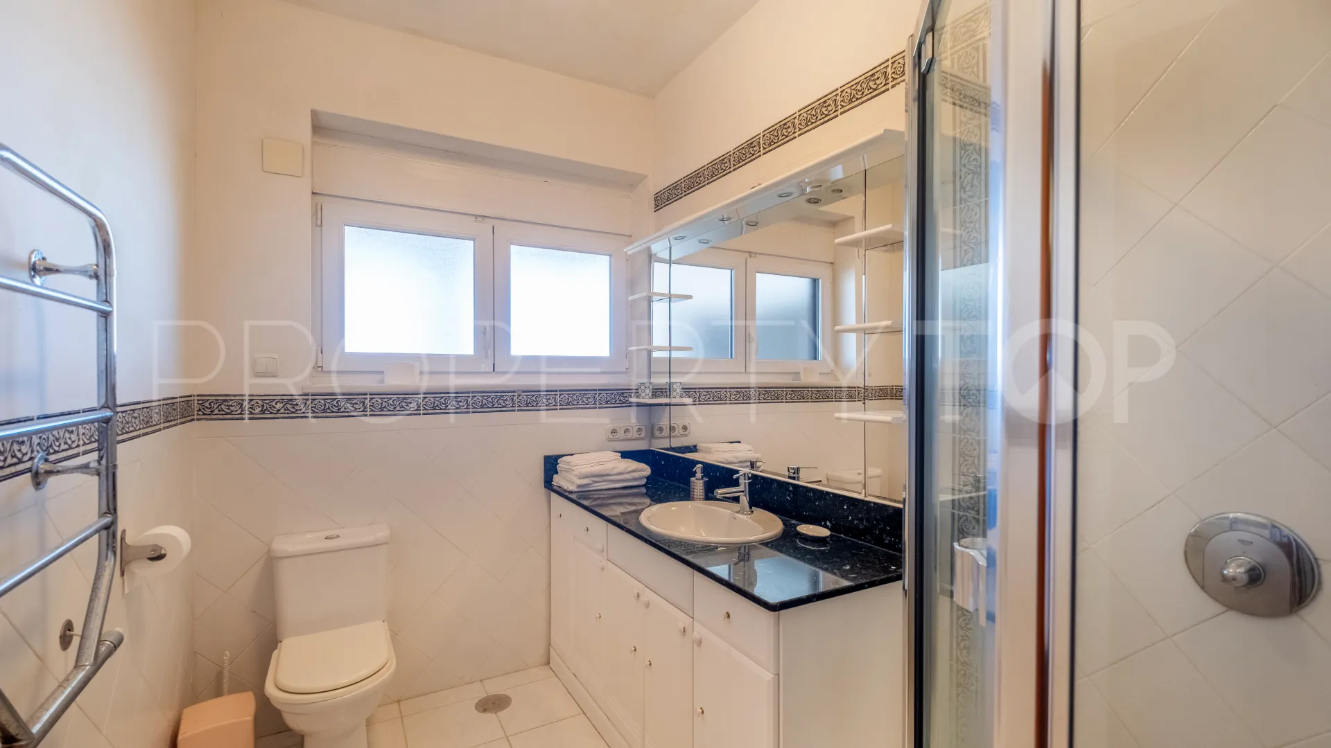 Bahia de Marbella, casa a la venta con 5 dormitorios