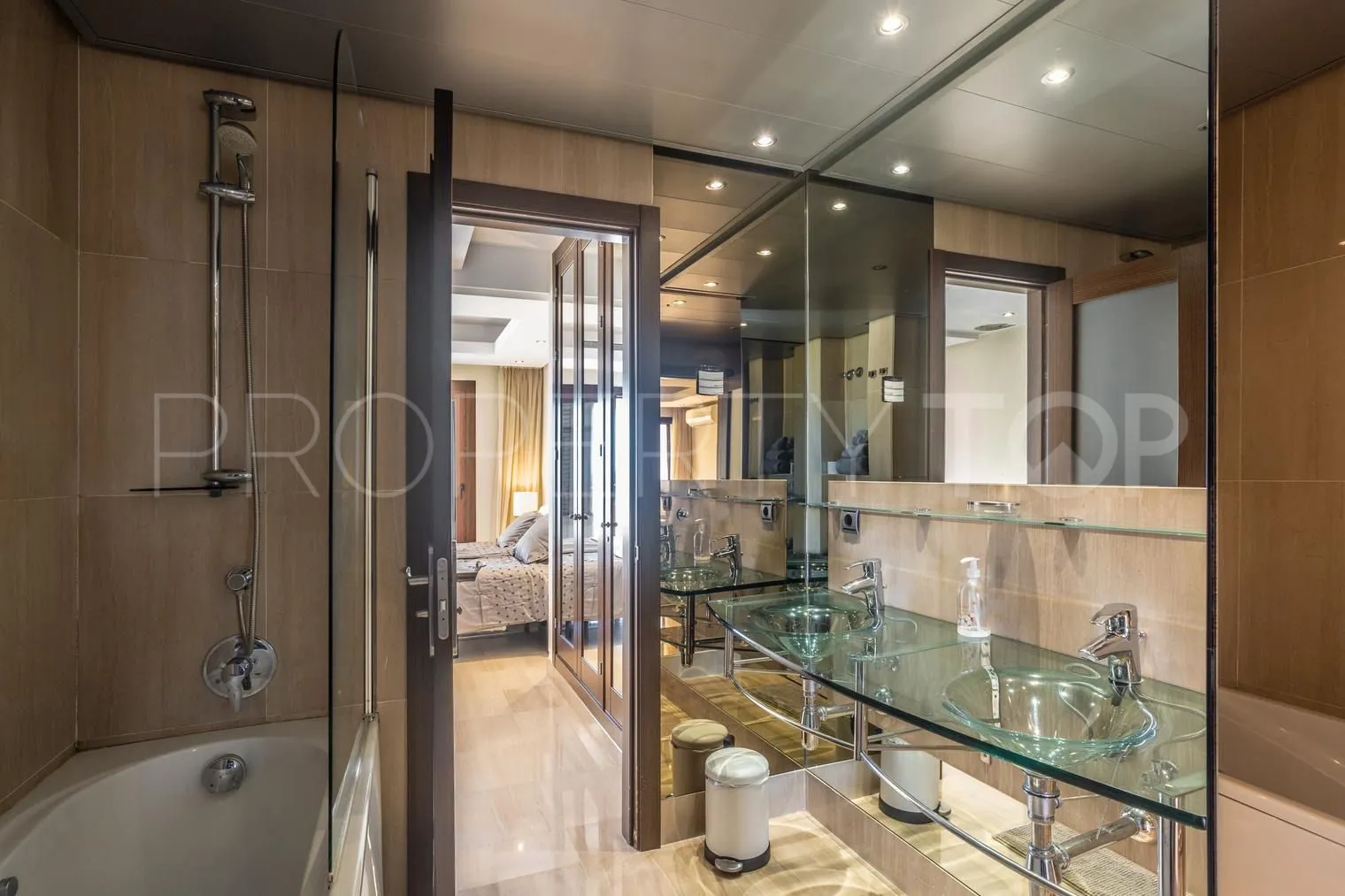 Se vende atico duplex en Bahia de la Plata