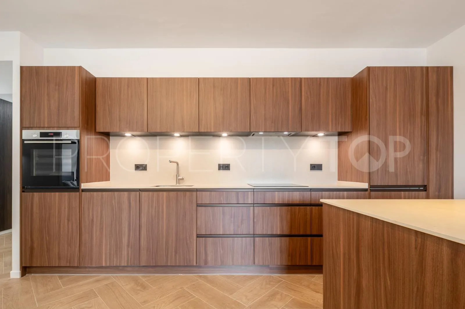 Apartamento en venta con 3 dormitorios en Puerto Golf