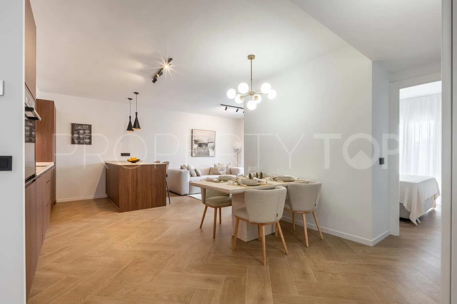 Apartamento en venta con 3 dormitorios en Puerto Golf