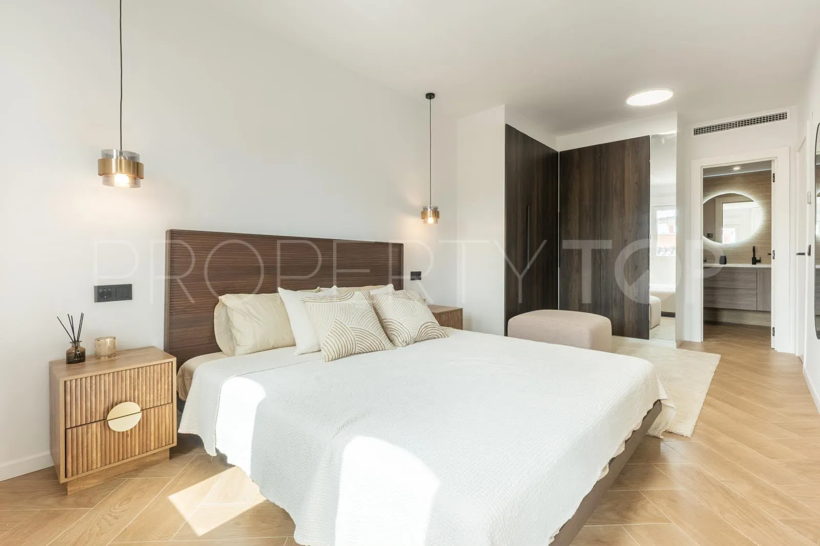 Apartamento en venta con 3 dormitorios en Puerto Golf