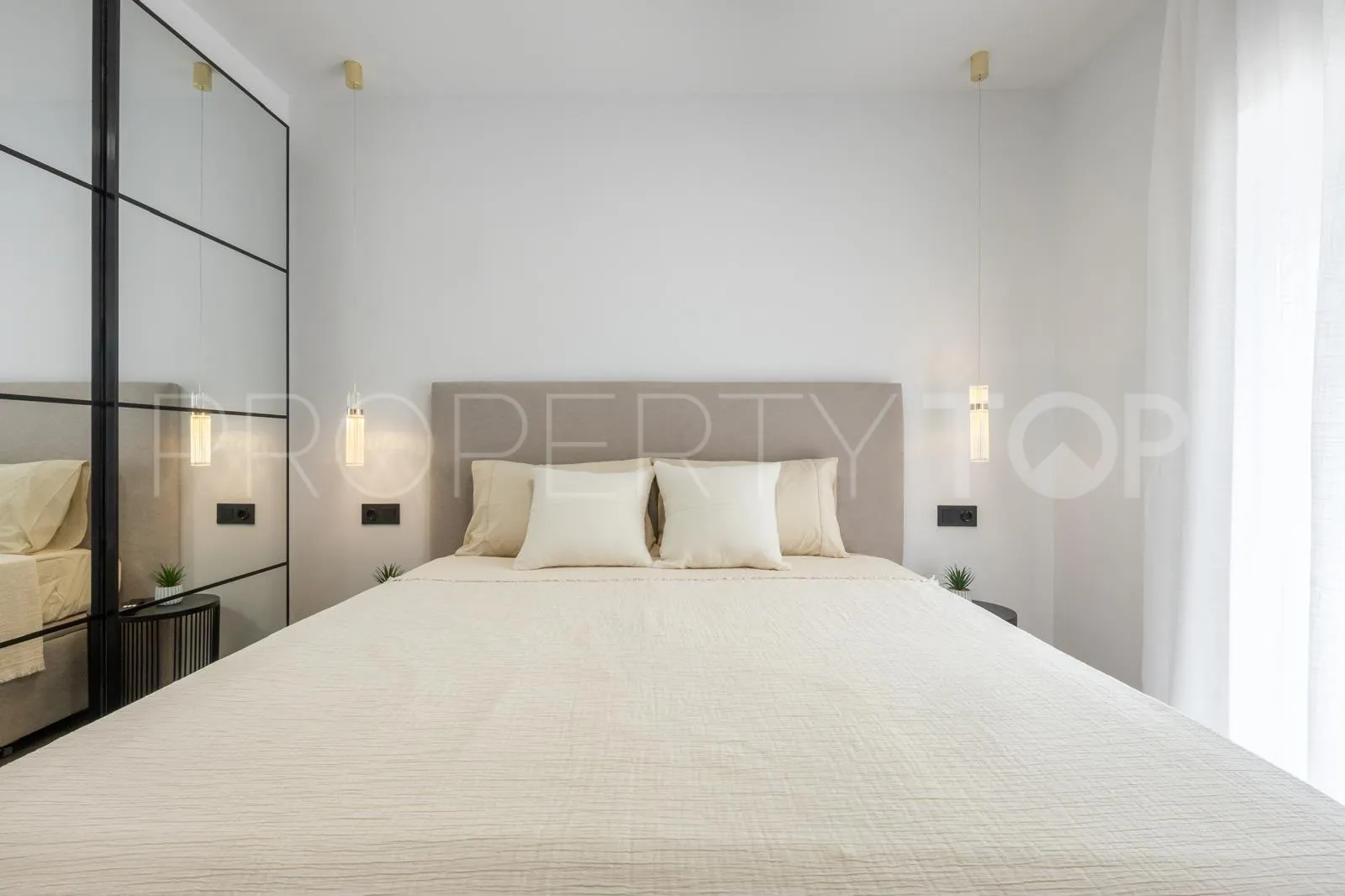 Apartamento en venta con 3 dormitorios en Puerto Golf