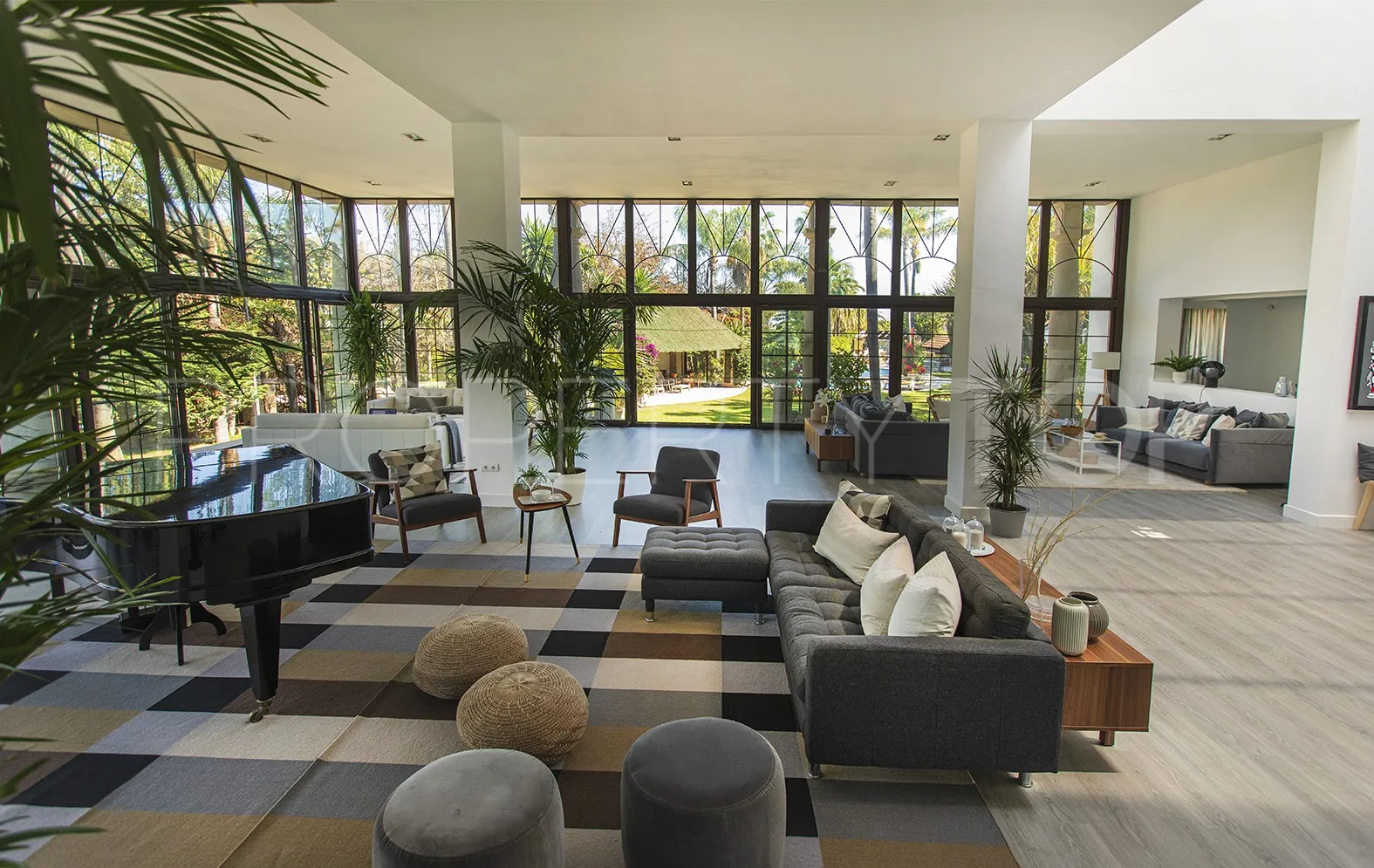 Atalaya de Rio Verde villa for sale