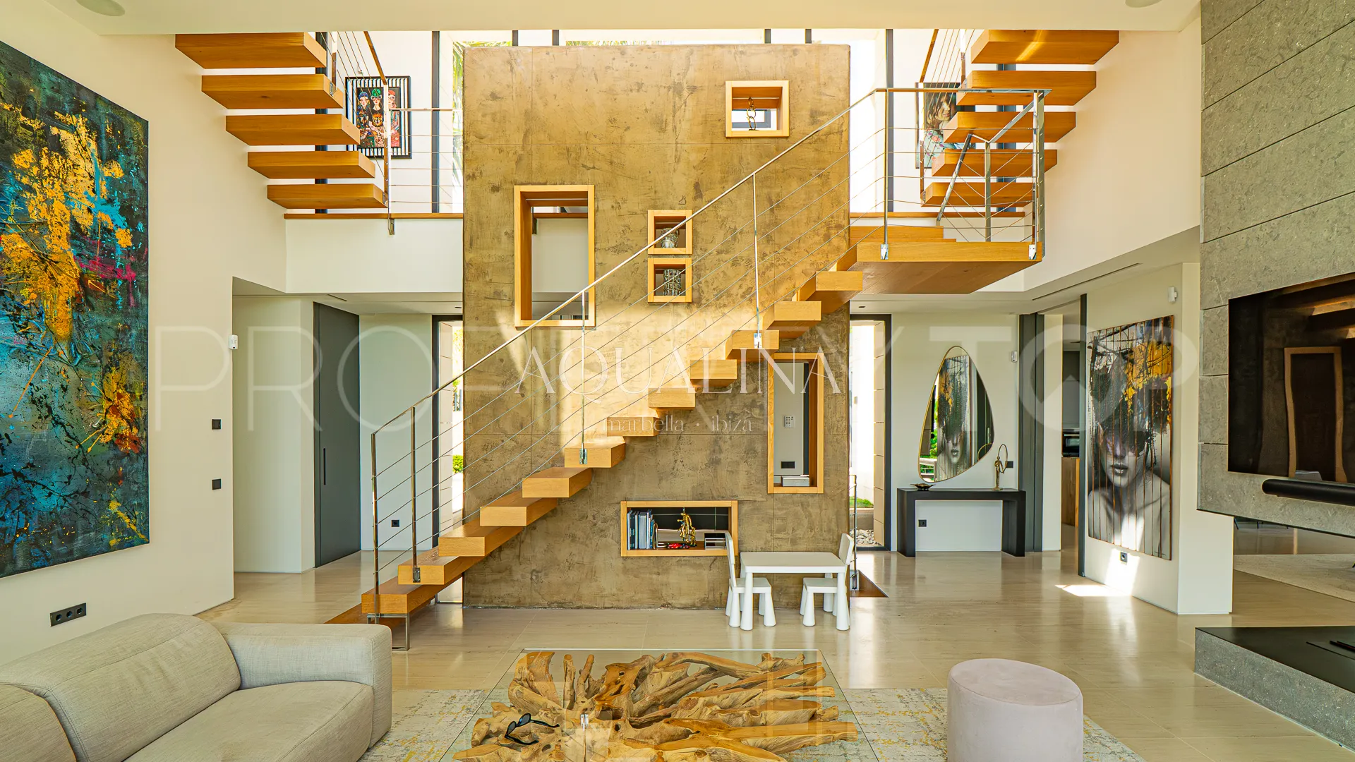 Villa for sale in Las Lomas del Marbella Club