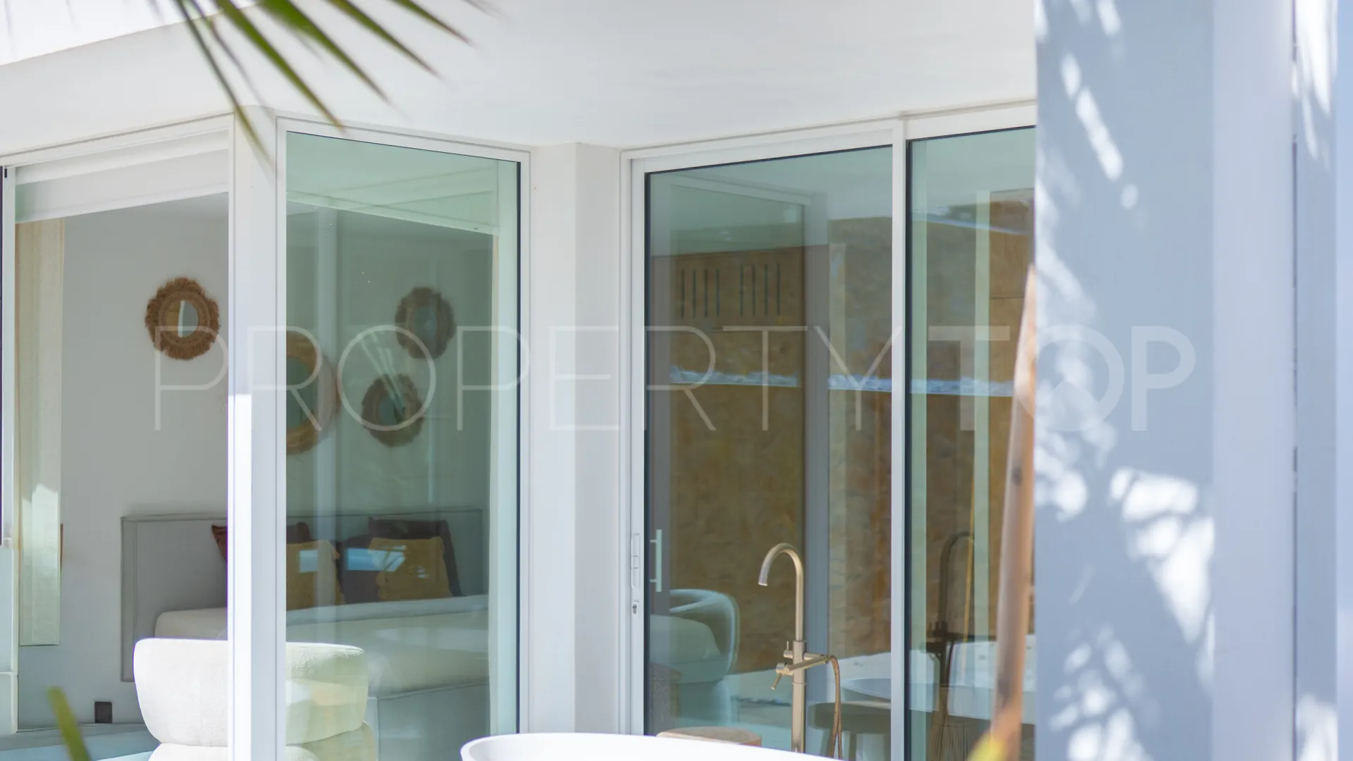 Villa for sale in San José with 4 bedrooms