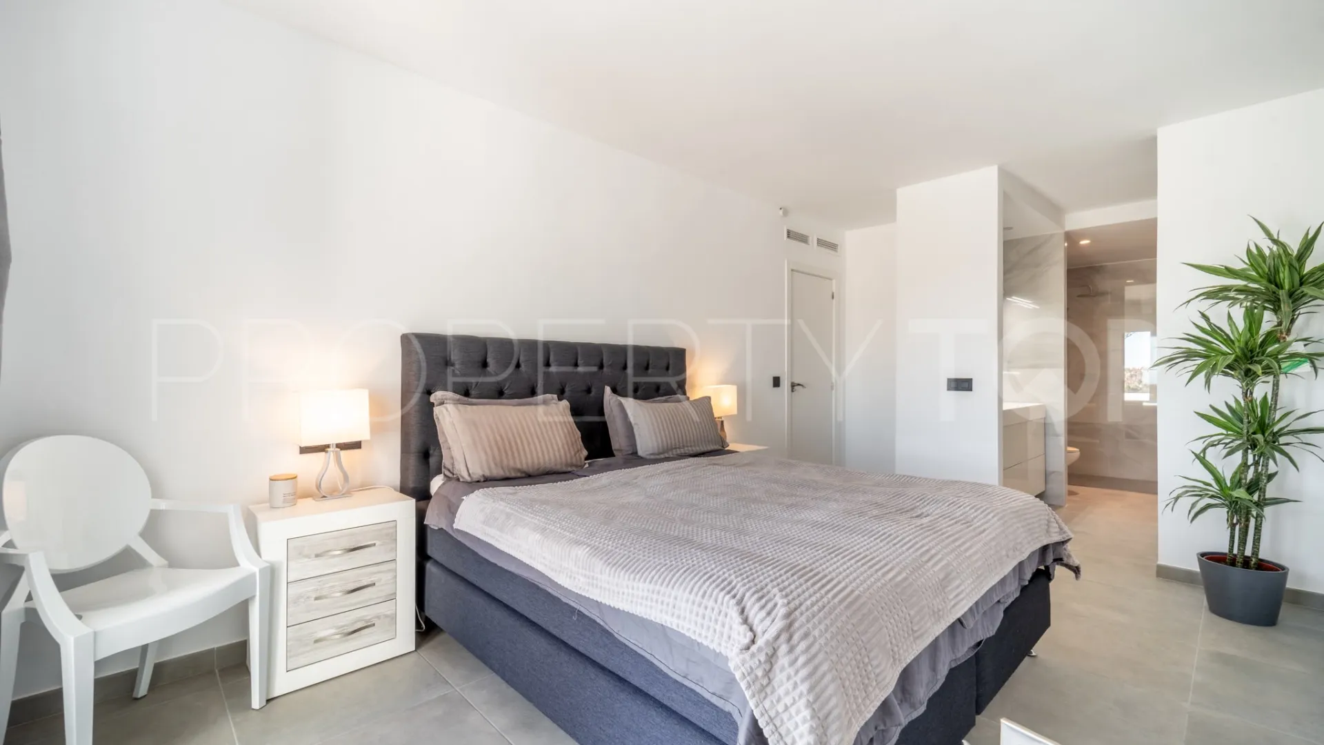 Jardines de Andalucia, apartamento en venta con 3 dormitorios