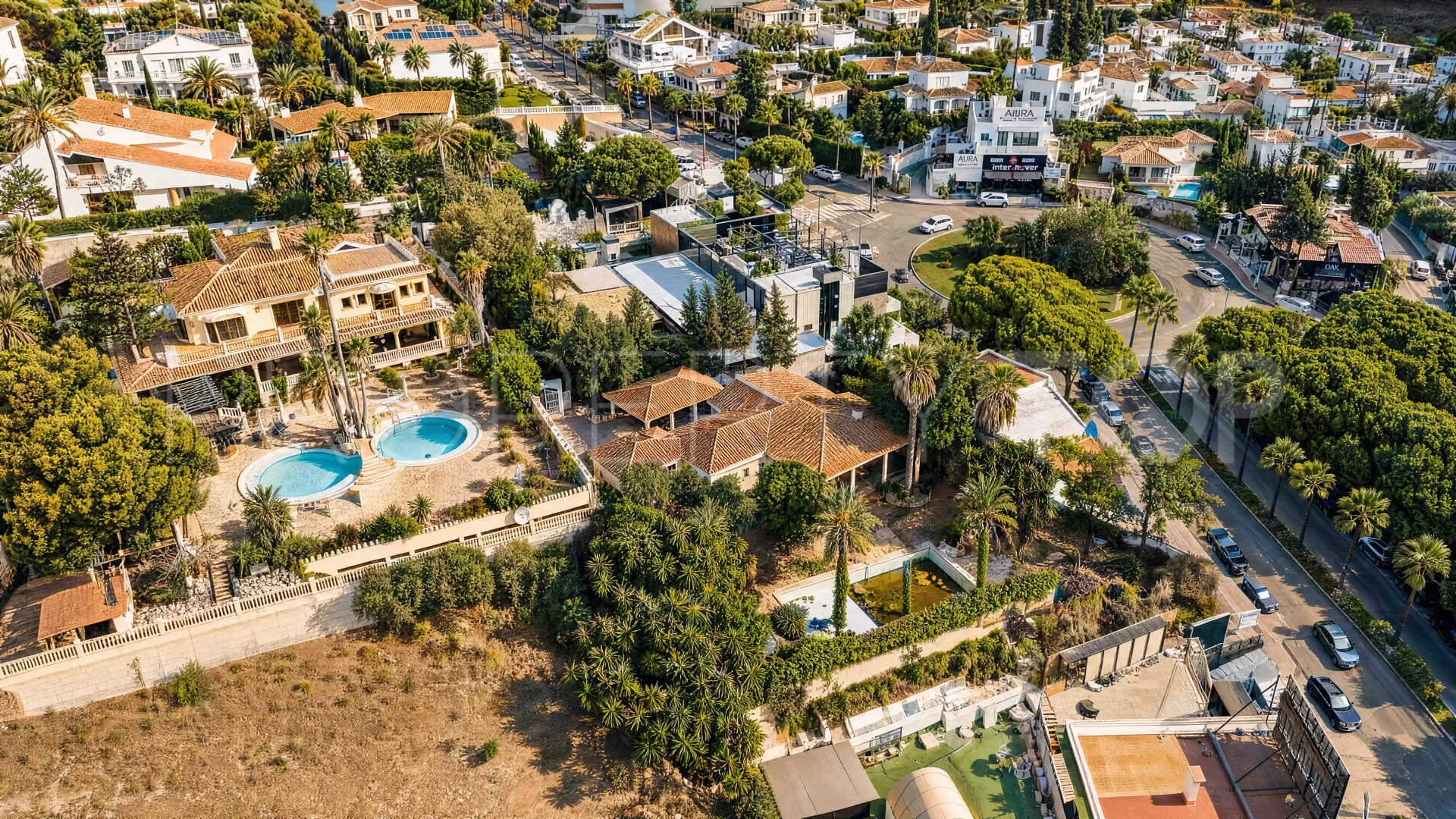 Comprar parcela en Marbella - Puerto Banus