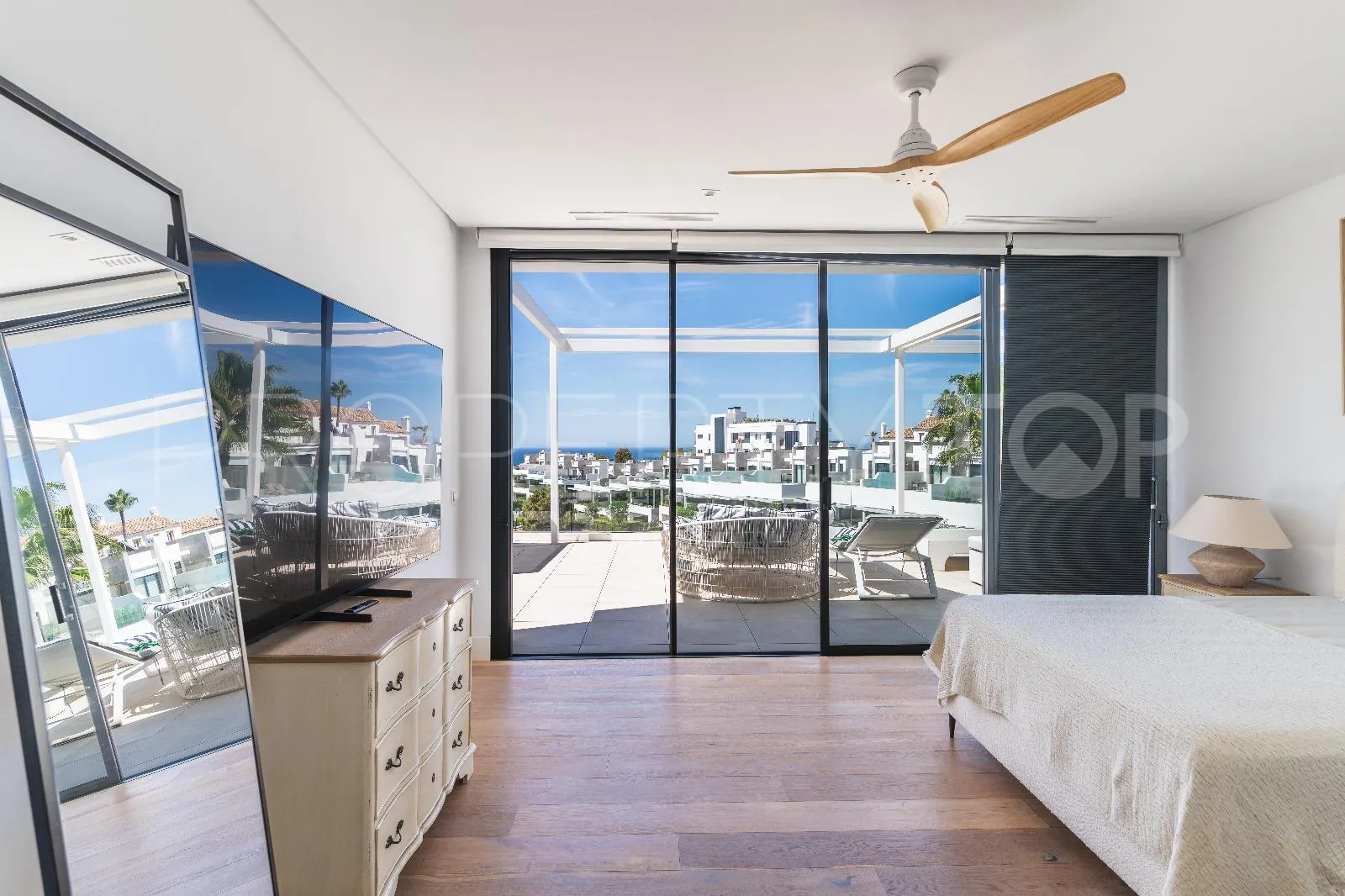 5 bedrooms villa in Marbella for sale