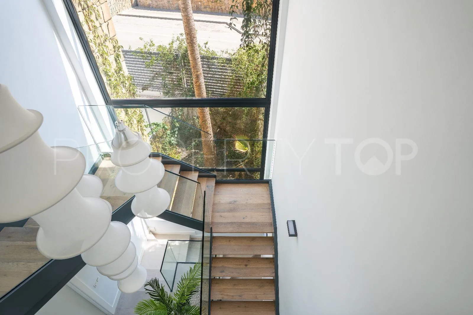 5 bedrooms villa in Marbella for sale