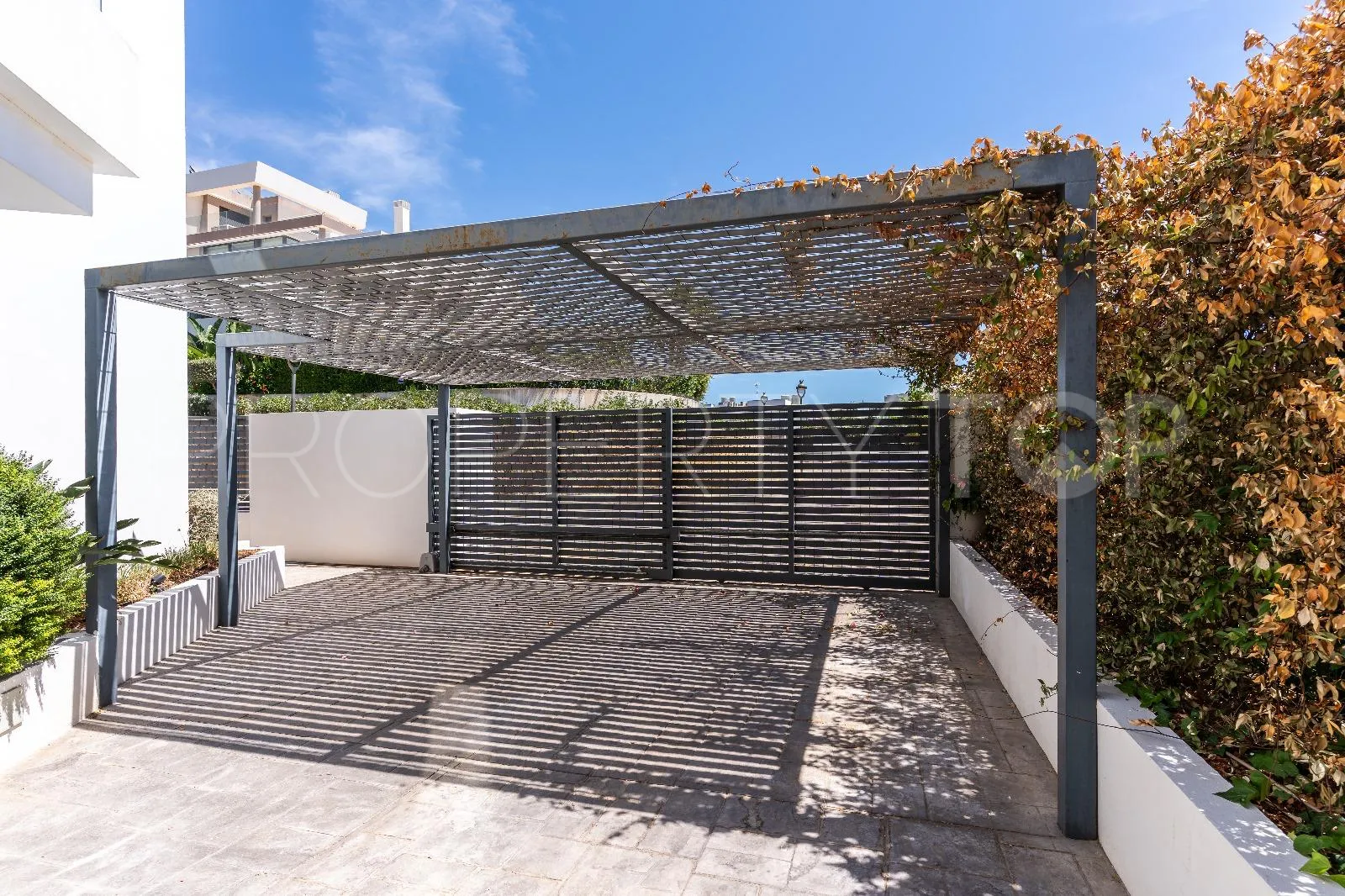 5 bedrooms villa in Marbella for sale