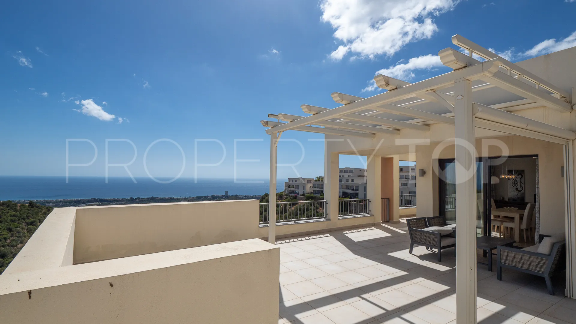 For sale penthouse in Samara